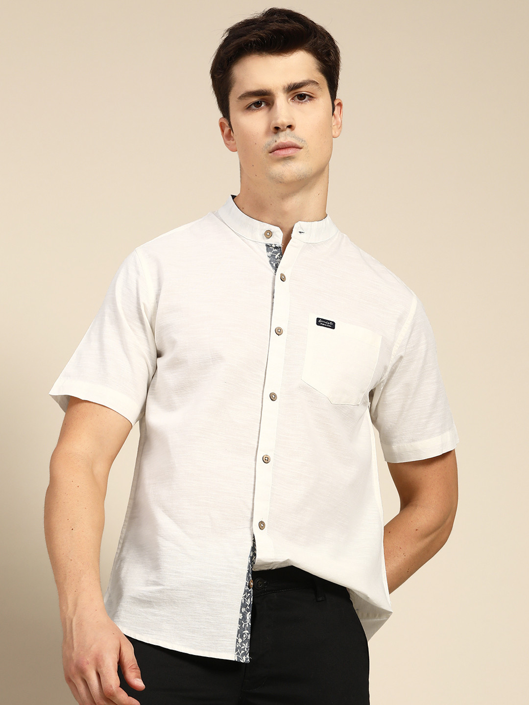 ARMISTO Men Off White Smart Fit Linen Semiformal Shirt