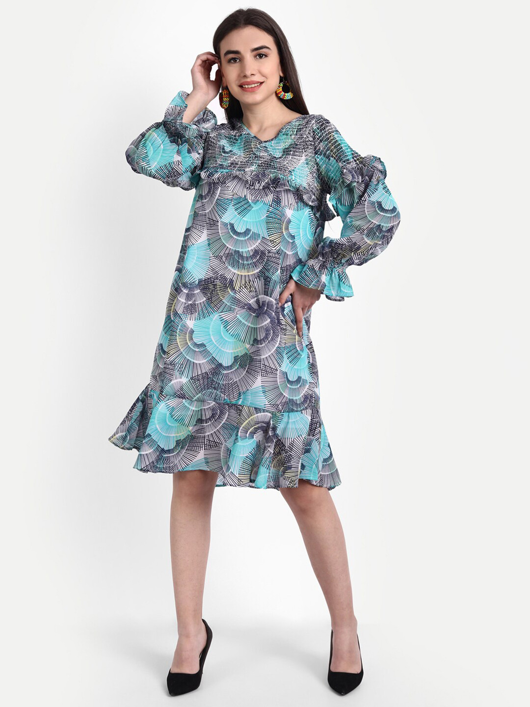 Rediscover Fashion Women  Grey Floral Crepe Smocking Georgette Dress
