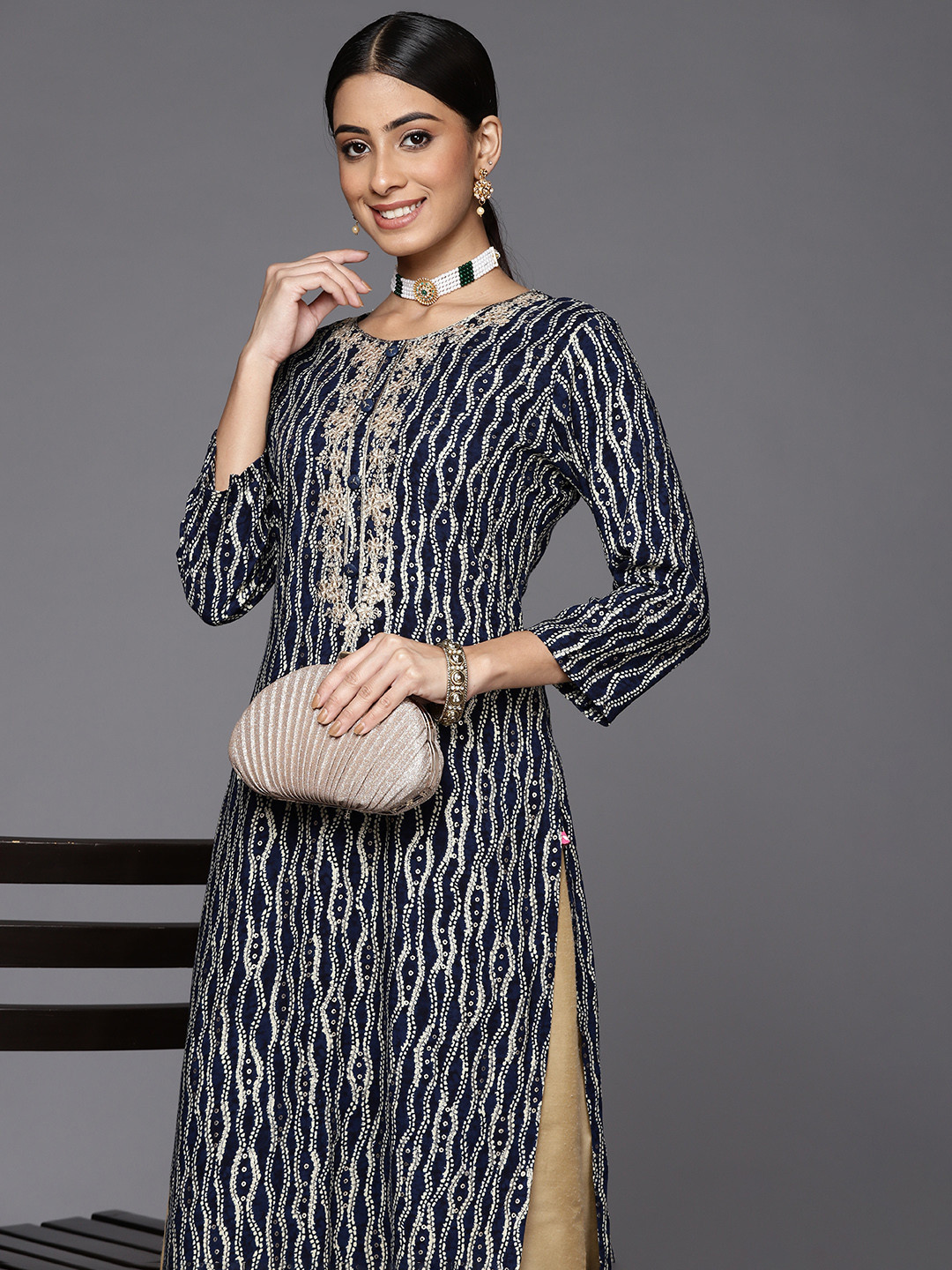 Varanga Women Navy Blue & Cream-Coloured Printed Gotta Patti Indigo Kurta