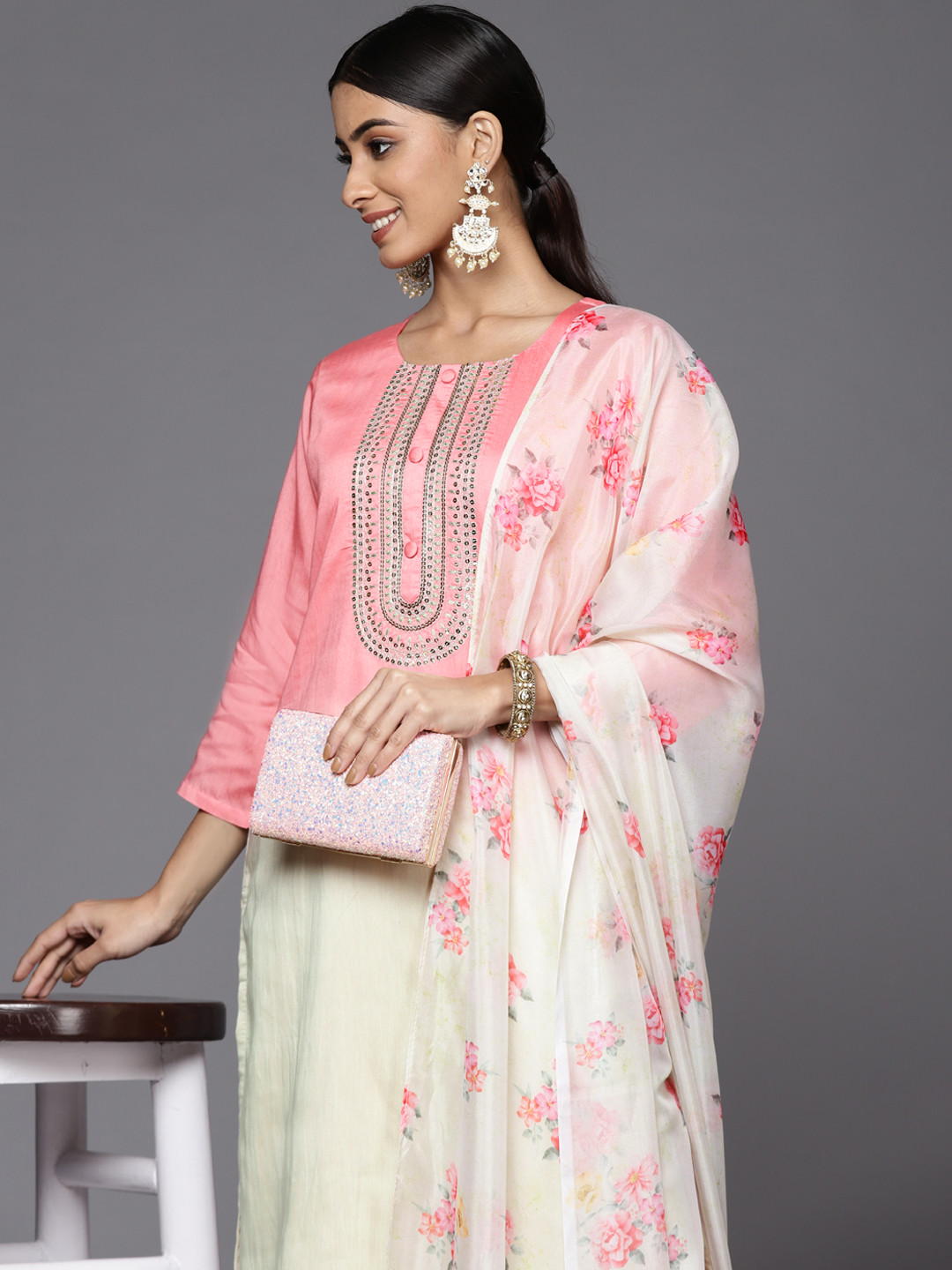 Varanga Women Pink Ombre Printed Sequinned Kurta with Trousers & With Dupatta