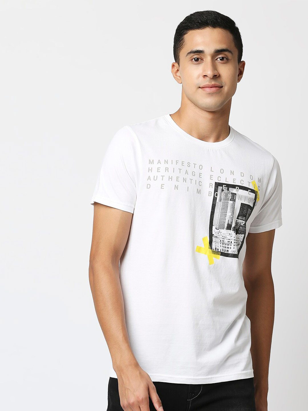 Pepe Jeans Men White Printed Slim Fit T-shirt