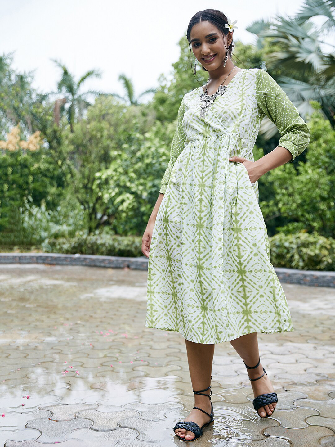 Athena Women Green Cotton Ethnic Empire Dress