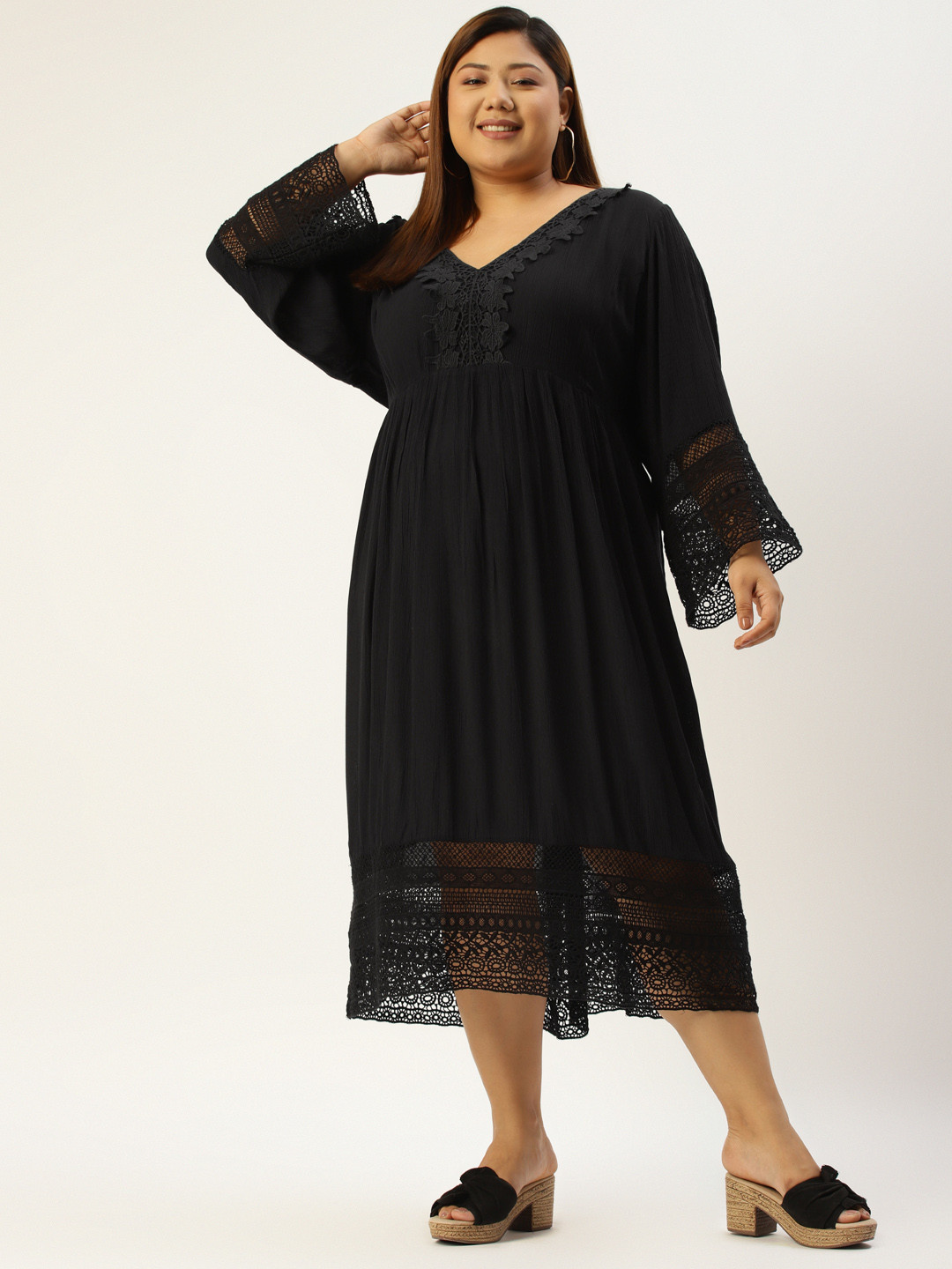 theRebelinme Plus Size Women Black Solid Lace Detail A-Line Dress
