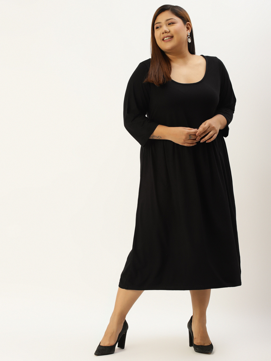 theRebelinme Plus Size Women Black Solid A-Line Dress