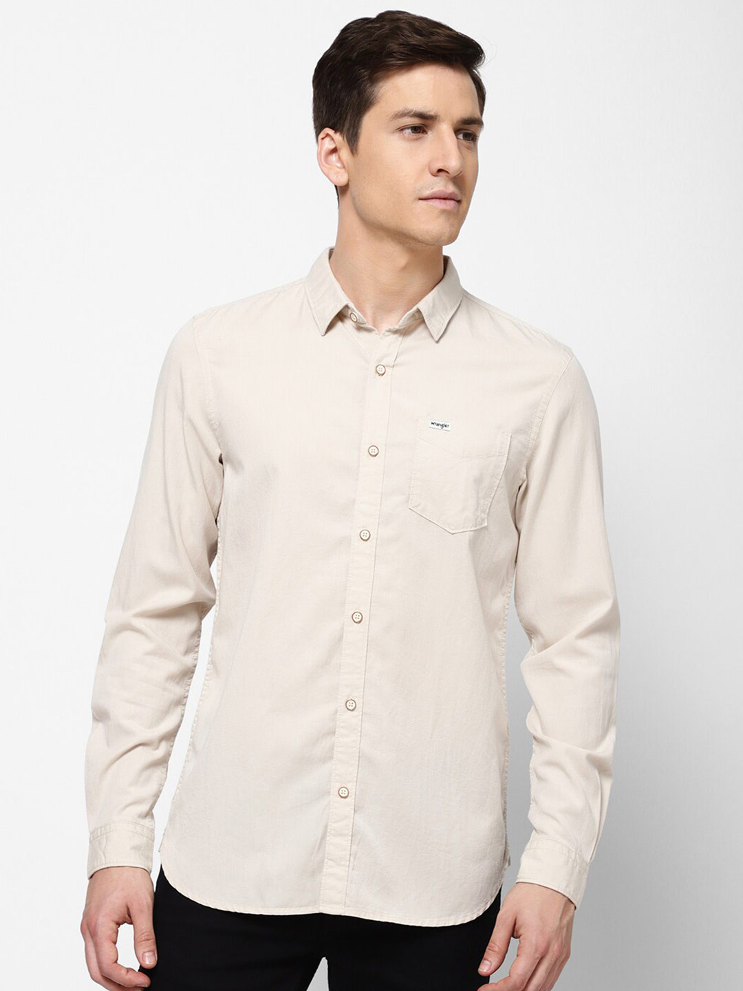 Wrangler Men White Solid Slim Fit Casual Shirt