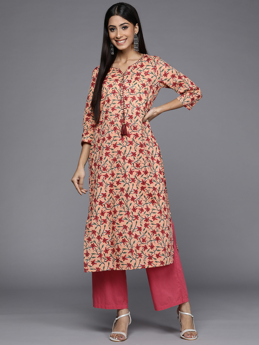 Varanga Women Peach-Coloured & Maroon Floral Printed Cotton Kurta