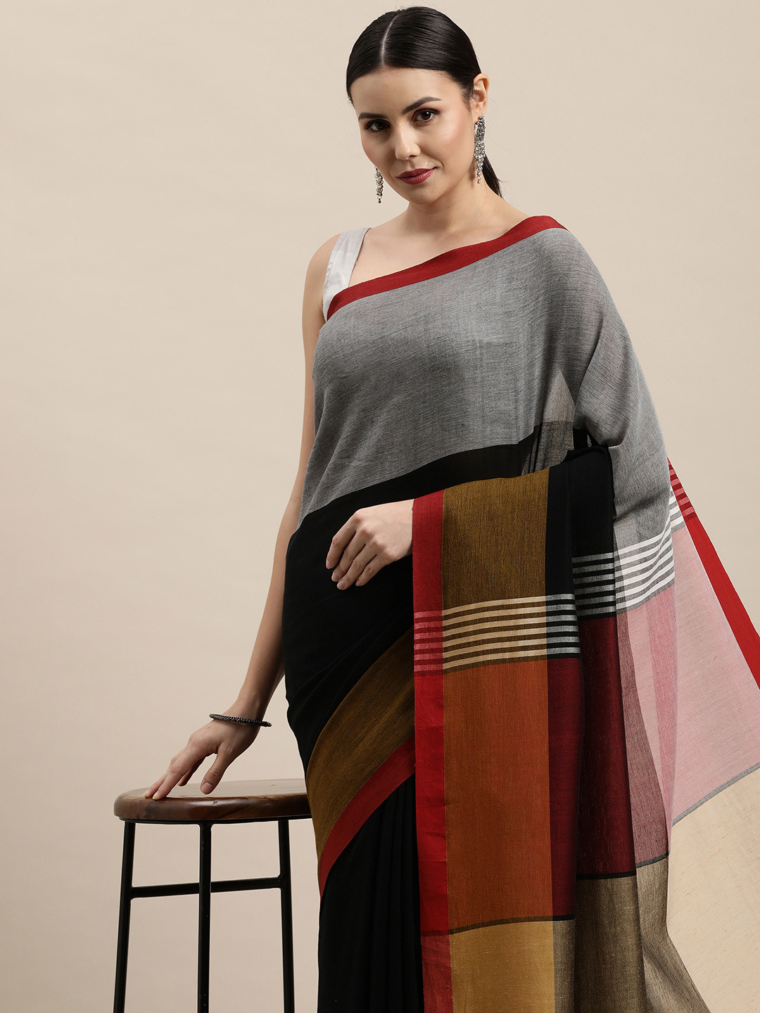 ArtEastri Grey & Black Colourblocked Pure Cotton Taant Saree