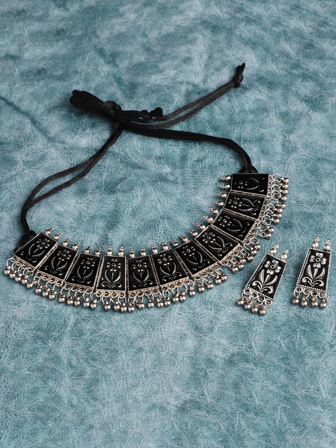 VENI Pack of Black Silver-Plated Oxidised Choker Jewellery Set