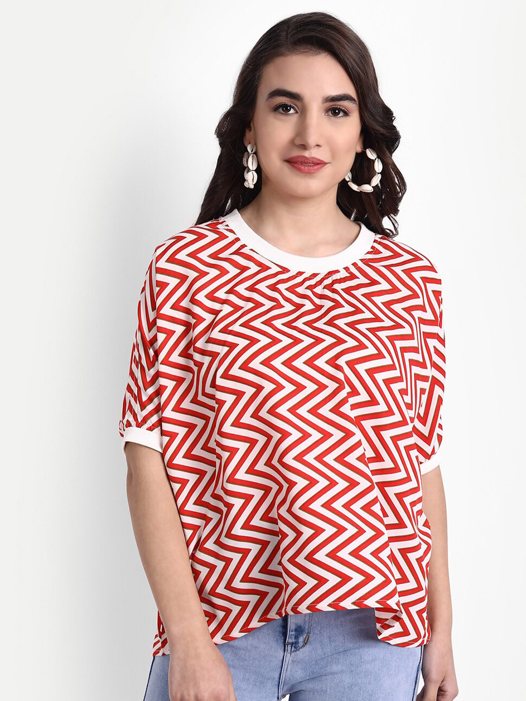 Rediscover Women Fashion Red & White Zig zag Print Rib Top