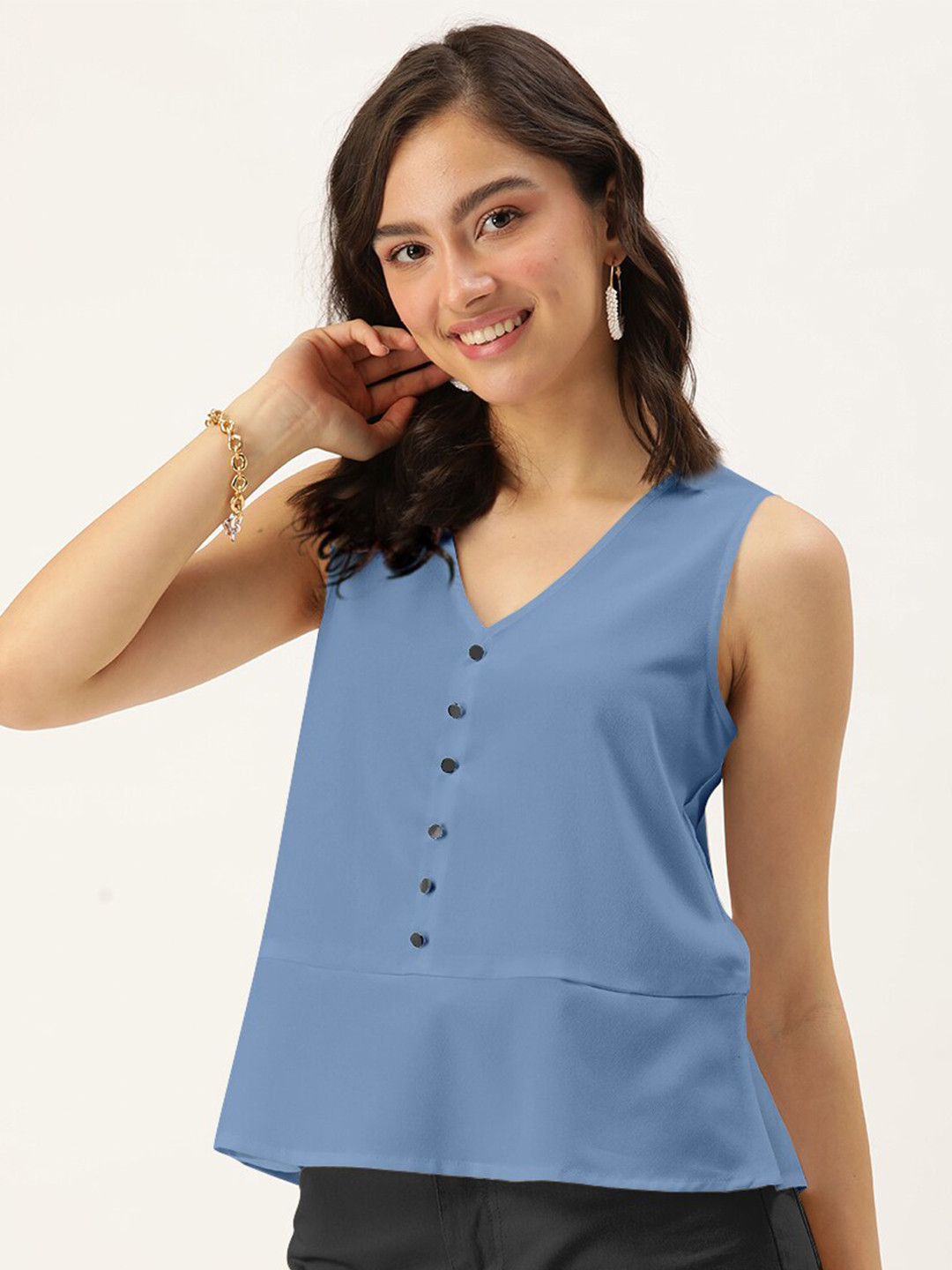 DressBerry Women Blue Crepe Sleeveless V-Neck Crop Top