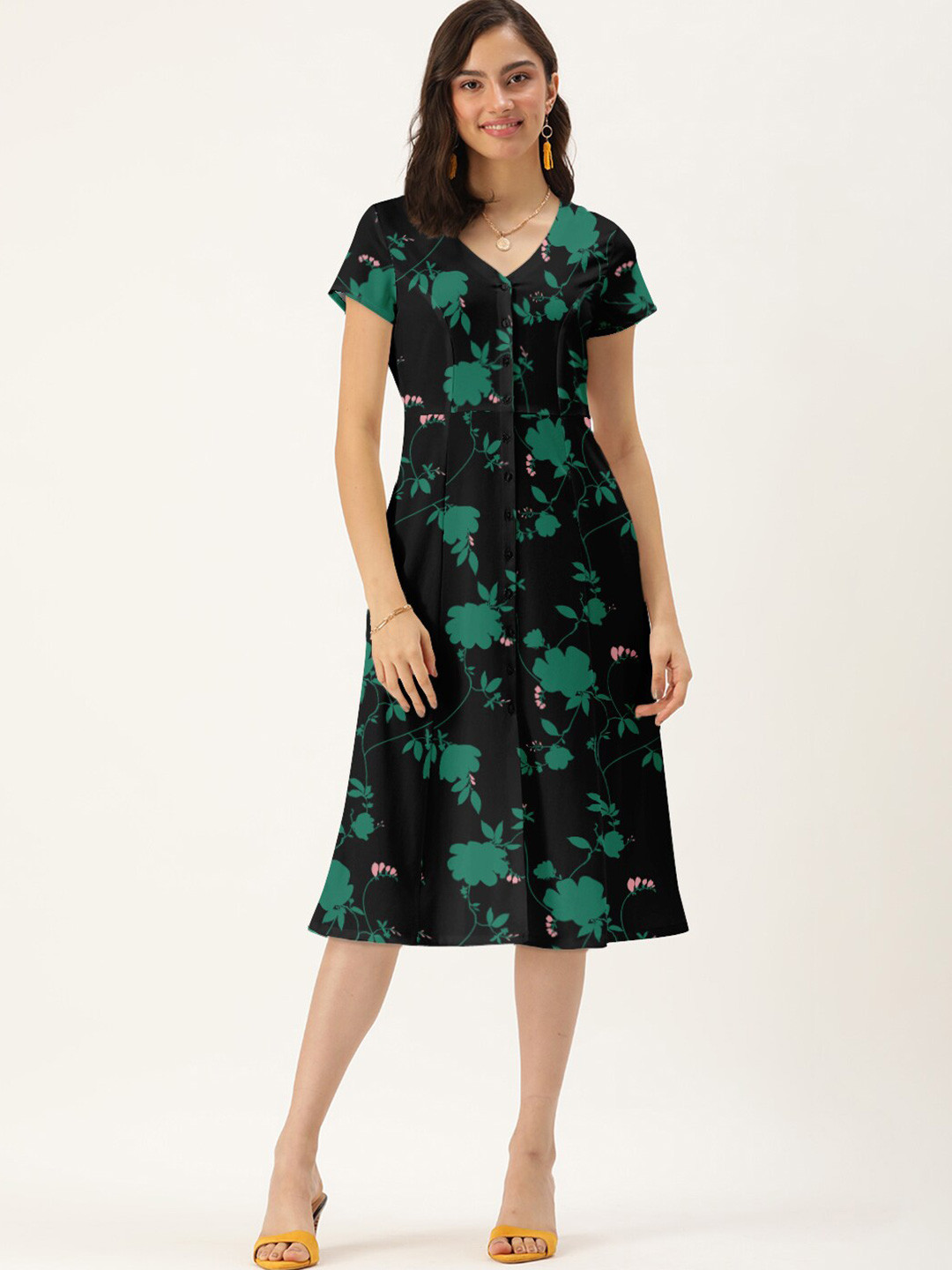 DressBerry Black Floral Sheath Dress