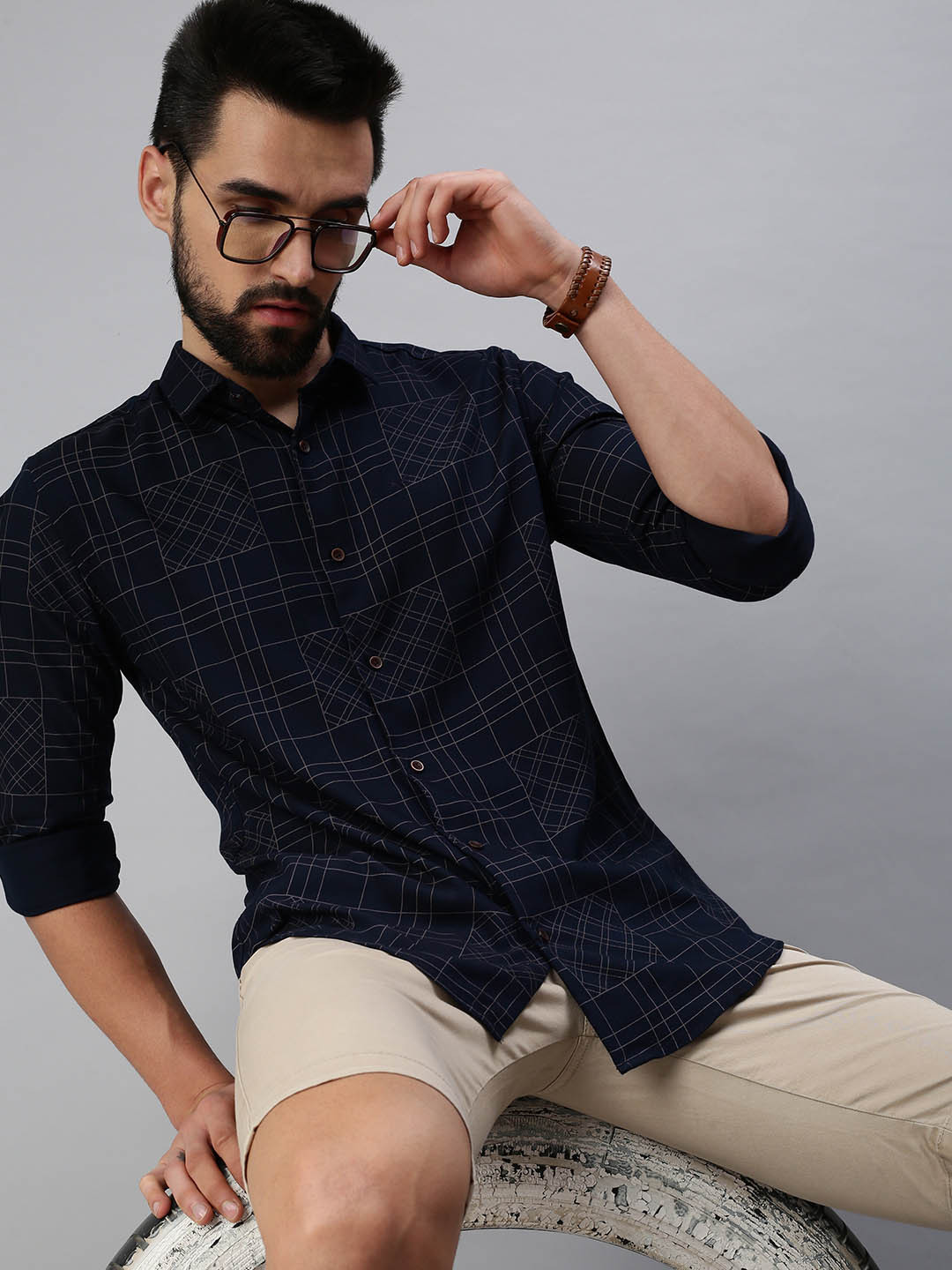 SHOWOFFFF Men Navy Blue Comfort Slim Fit Printed Casual Shirt