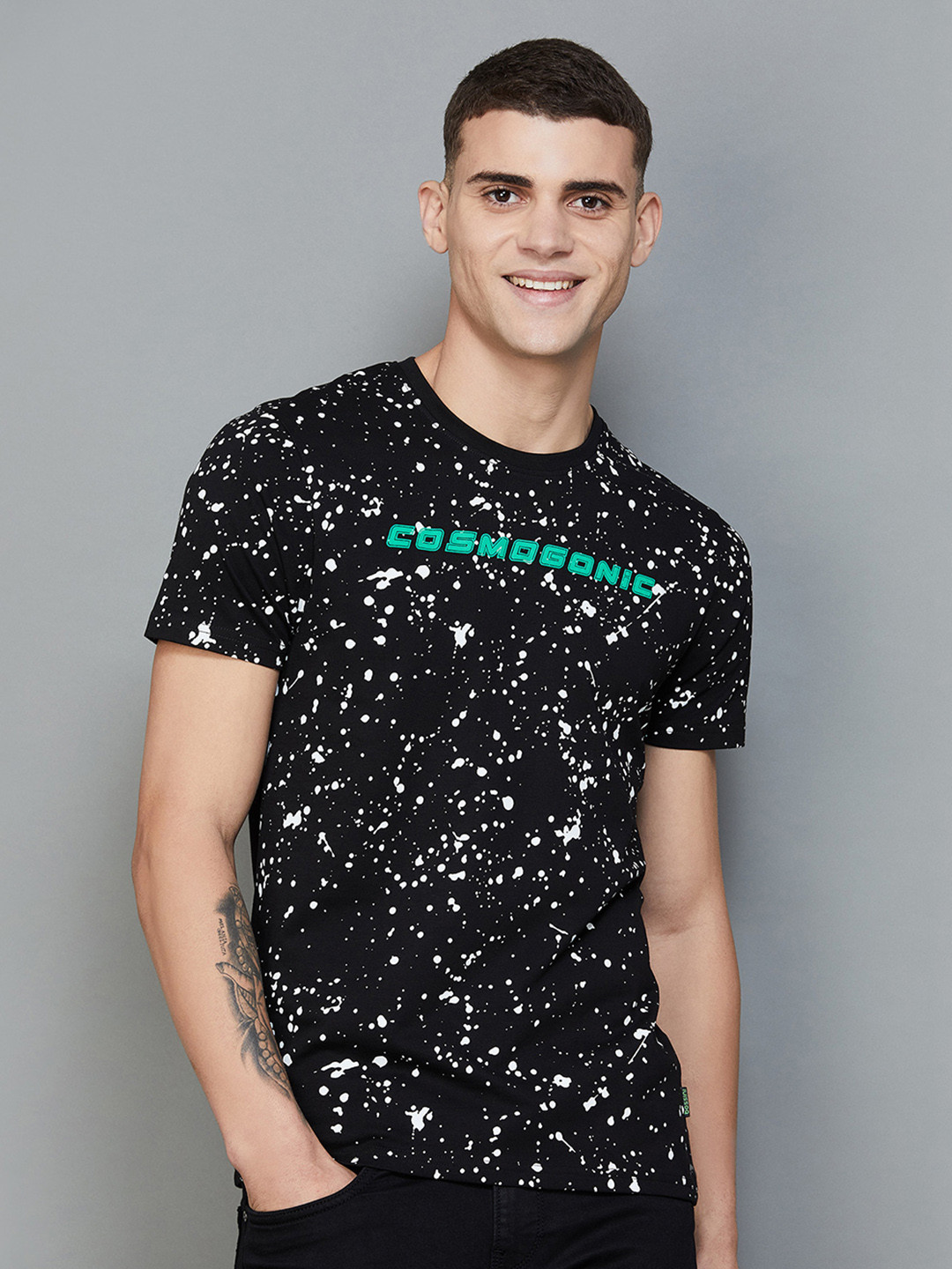 Bossini Men Black Typography Printed Pure Cotton Slim Fit T-shirt