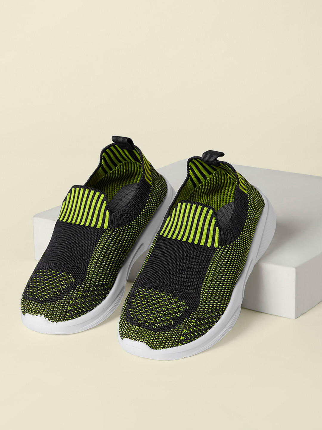 Pantaloons Junior Boys Grey & Green Running Non-Marking Sports Shoes