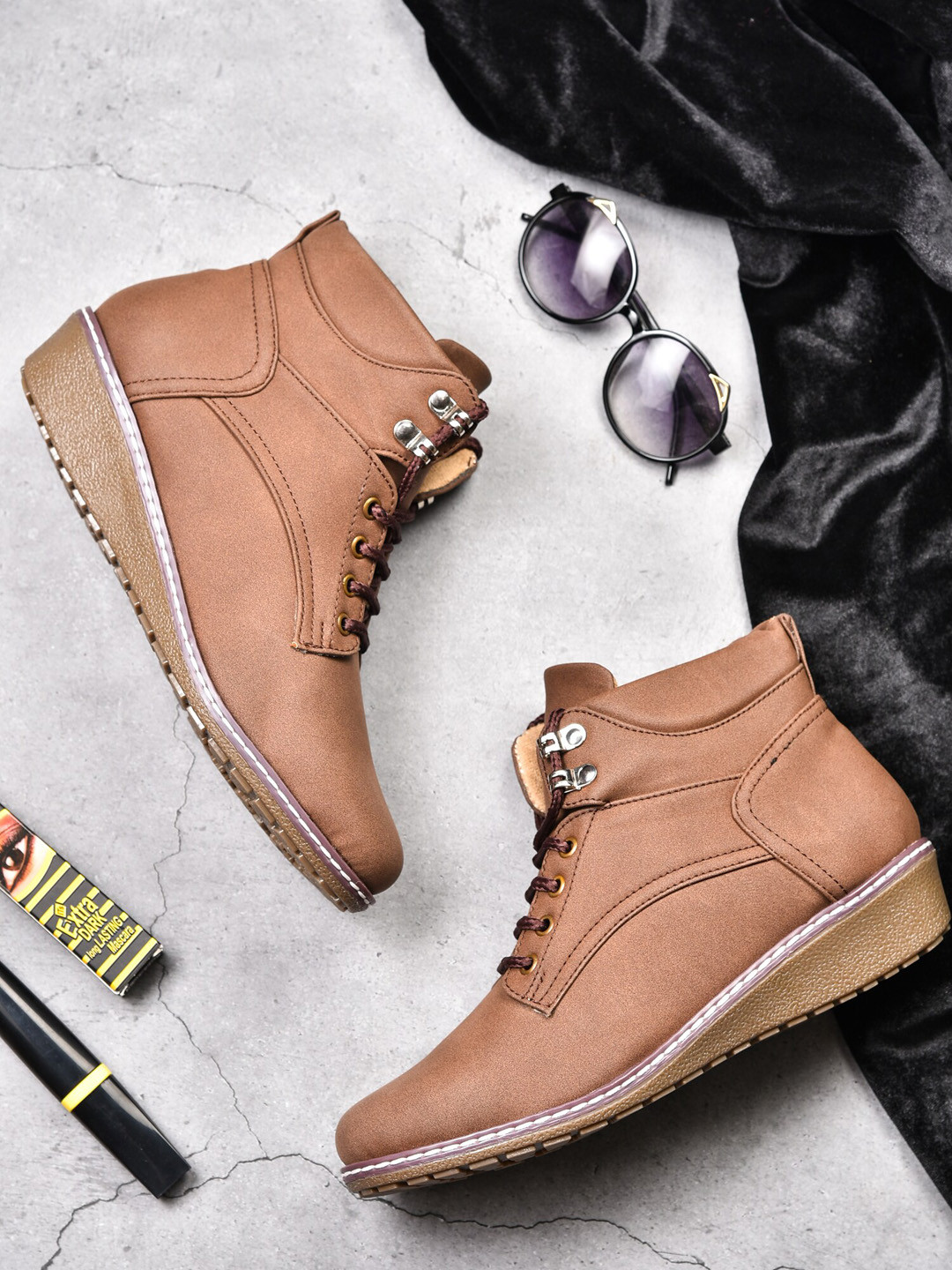 VALIOSAA Women Brown Solid Wedges Boots