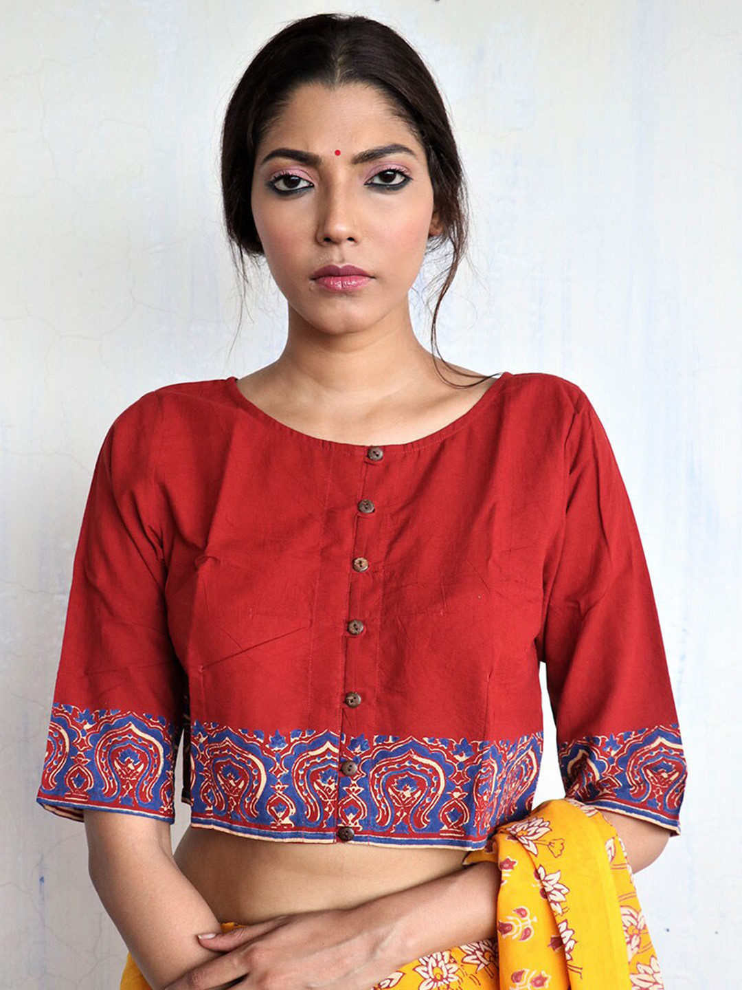 Chidiyaa Women Maroon & Blue Printed Cotton Saree Blouse