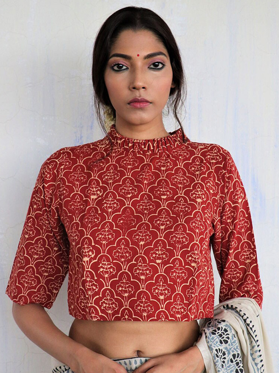 Chidiyaa Women Maroon Printed Cotton Saree Blouse