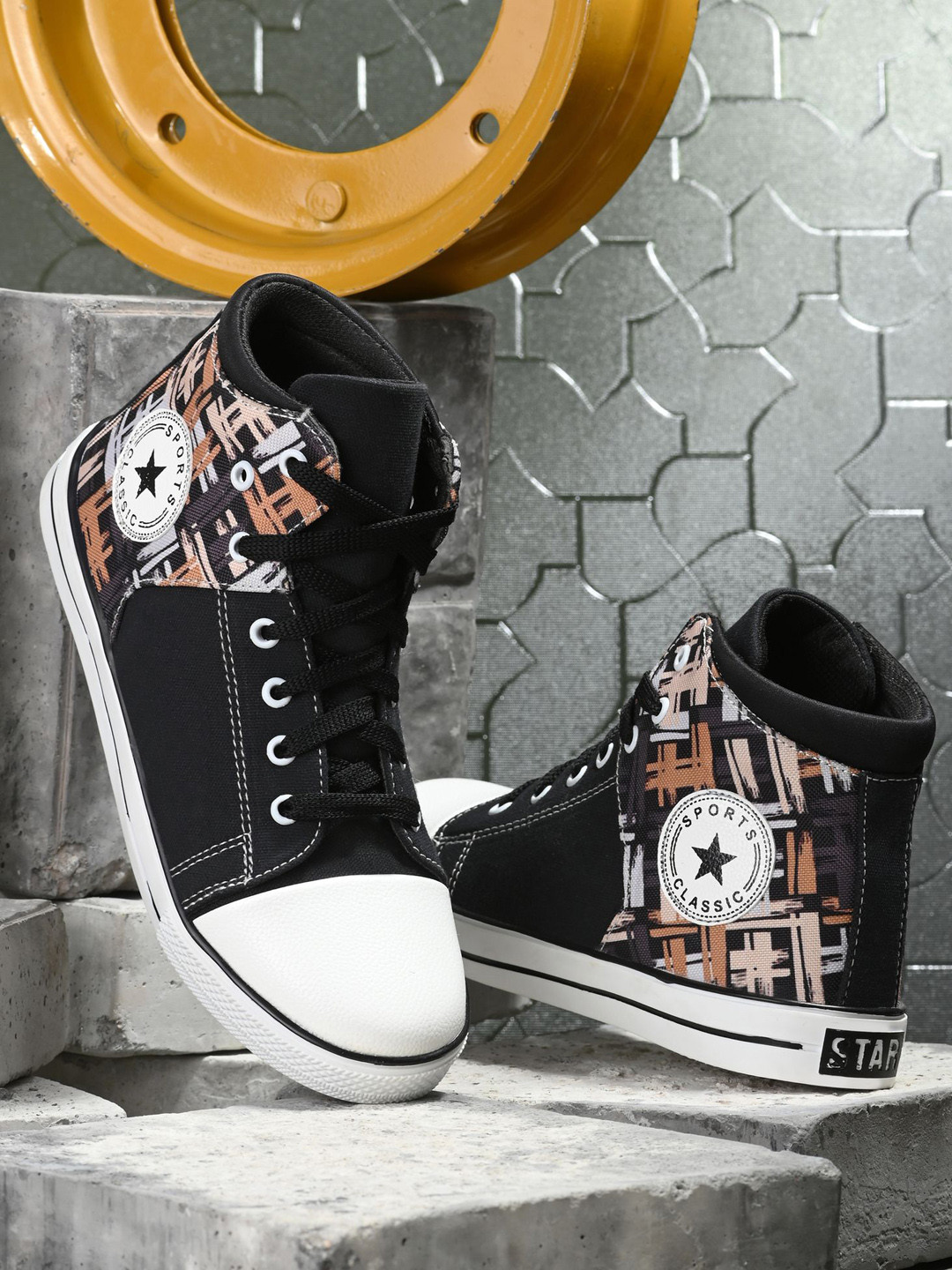 AROOM Women Black Printed High-Top Sneakers