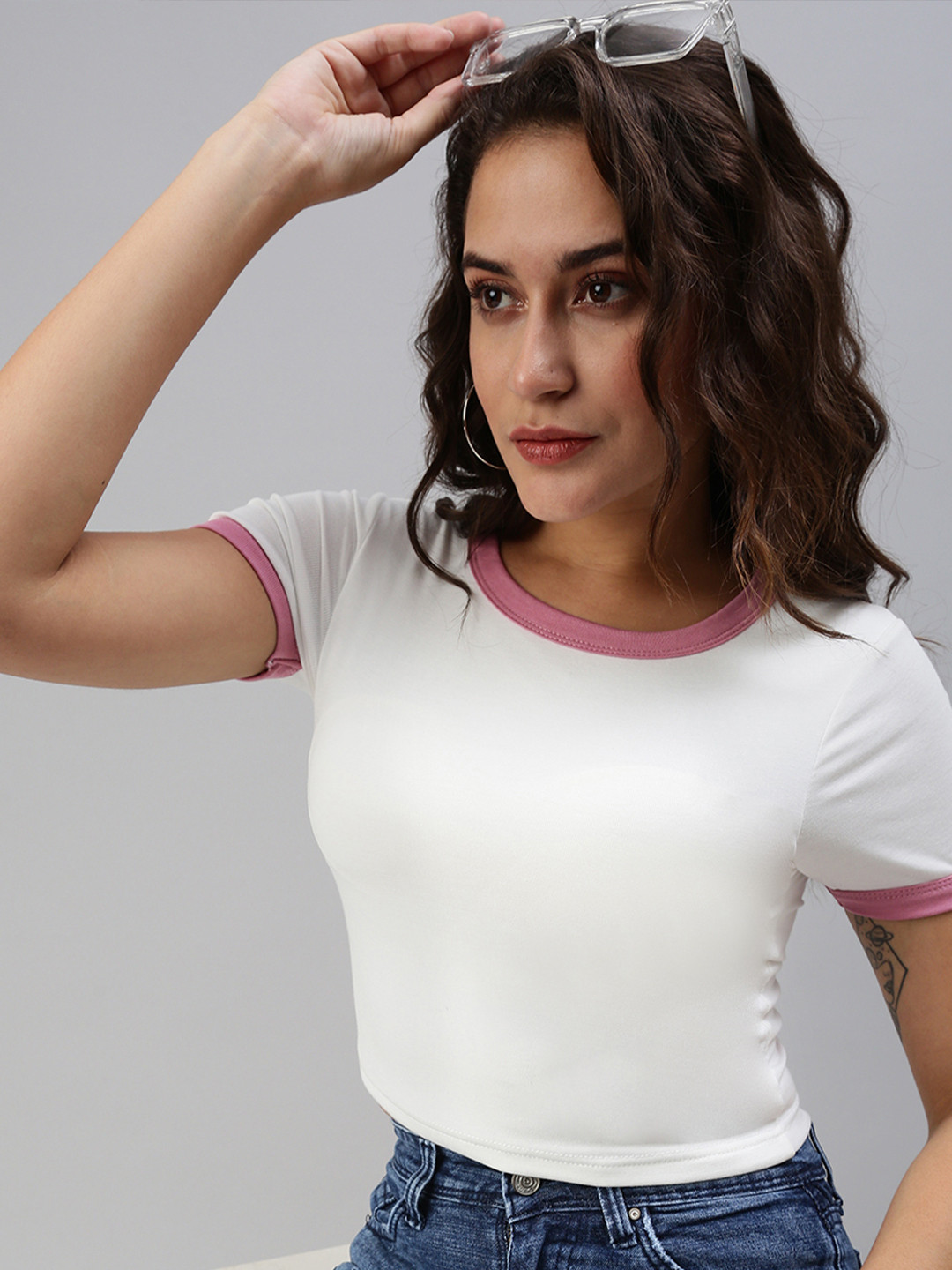 SHOWOFF White & Pink  Round Neck Crop Top