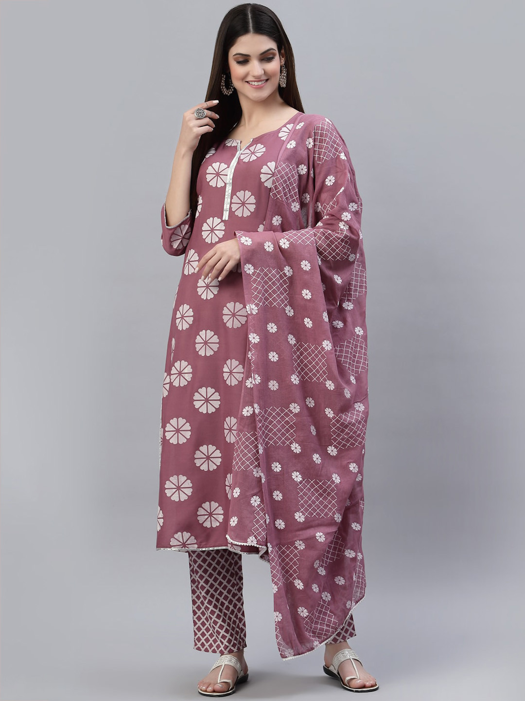 Stylum Women Mauve Ethnic Motifs Printed Pure Cotton Kurti with Trousers & With Dupatta