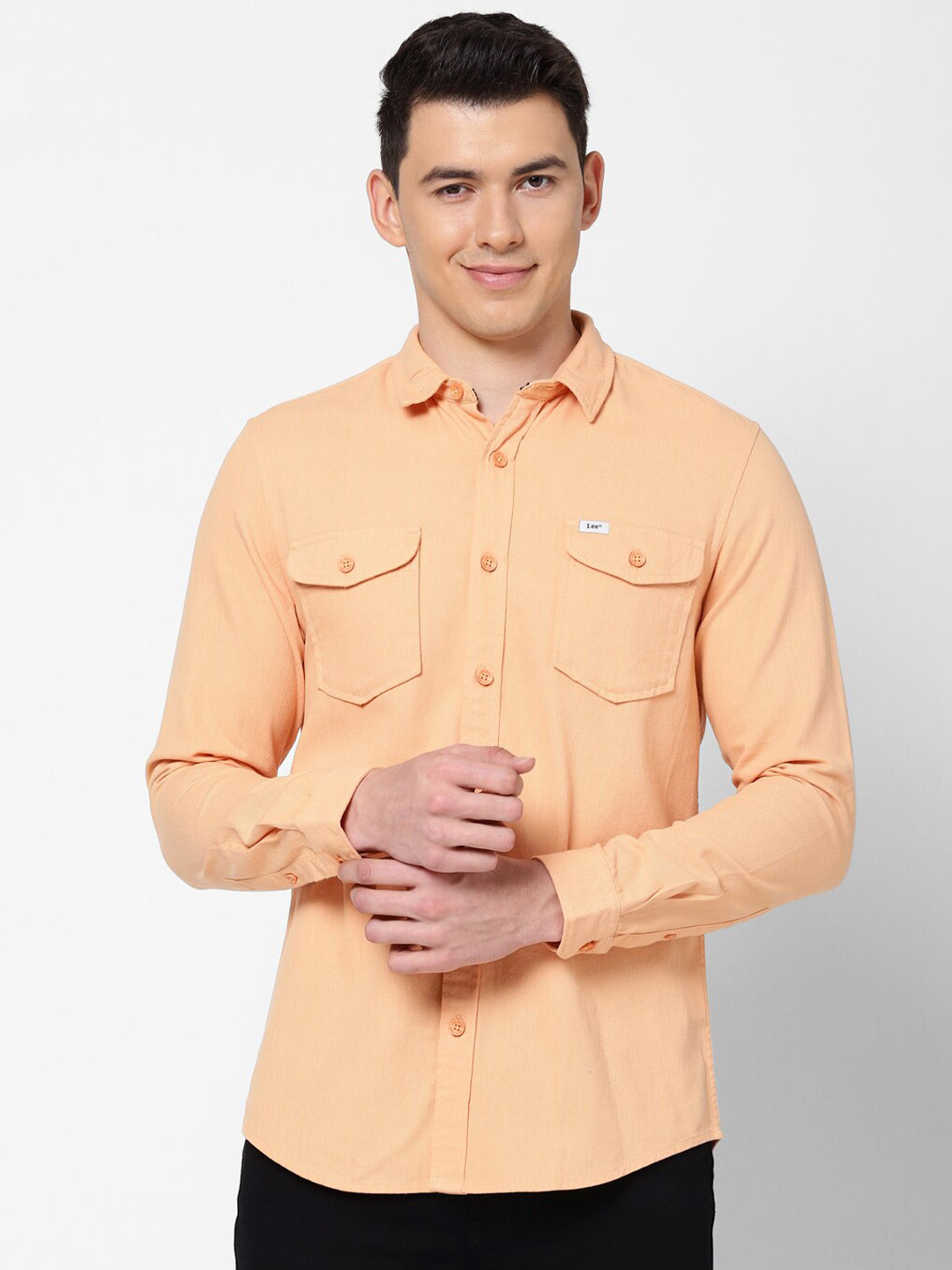 Lee Men Peach-Coloured Slim Fit Cotton Casual Shirt