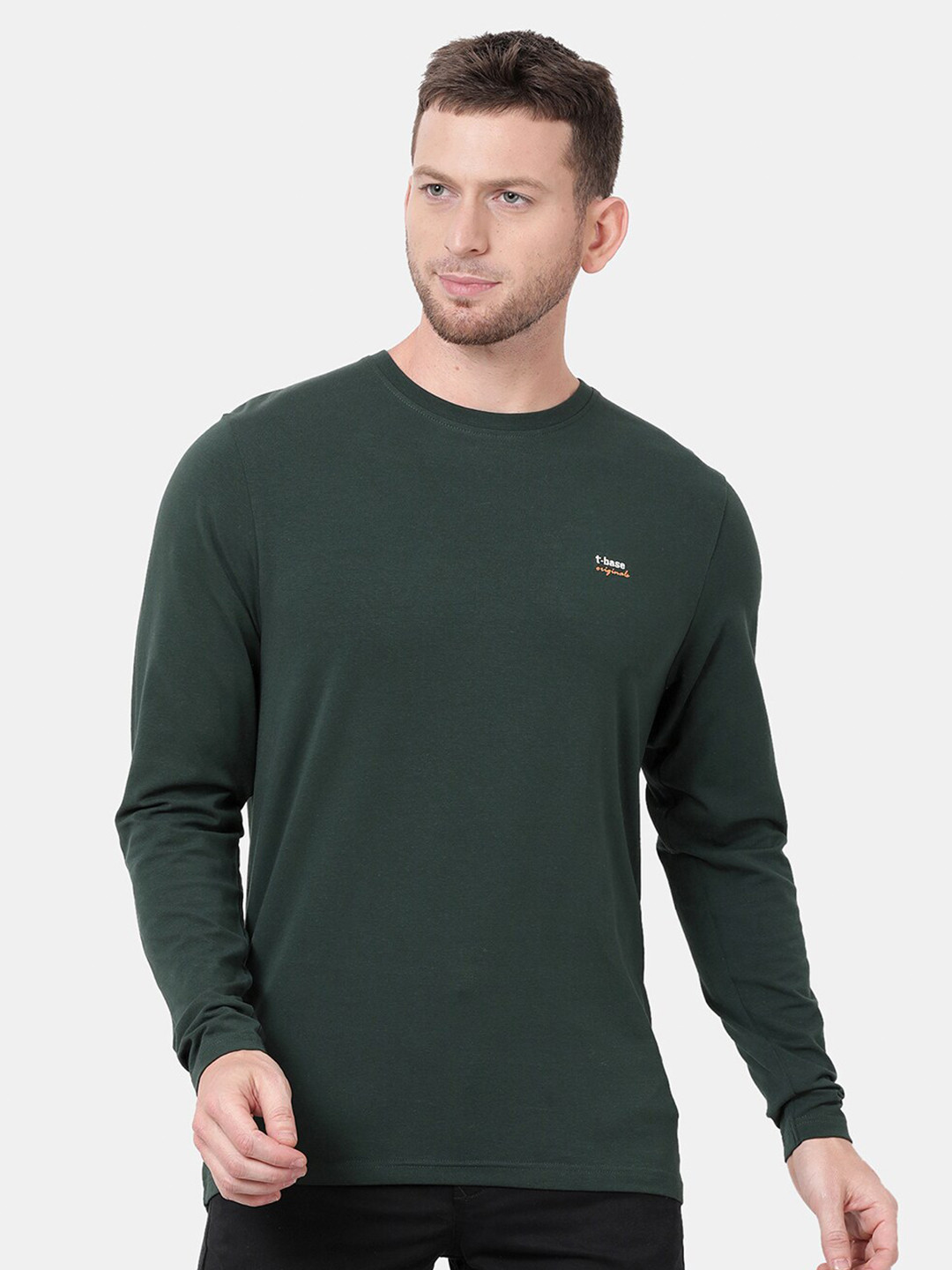 t-base Men Green Solid T-shirt