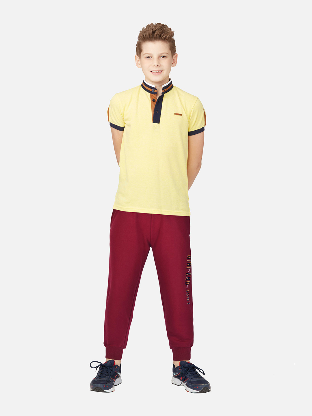 Gini and Jony Boys Red Solid Cotton Joggers