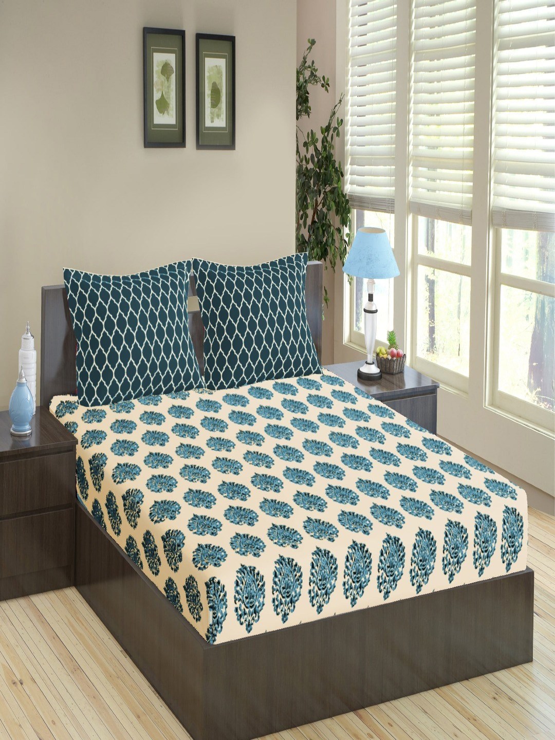 Trance Home Linen Damask & Dori Blue 200 TC King Flat Bedsheet with 2 Pillow Covers