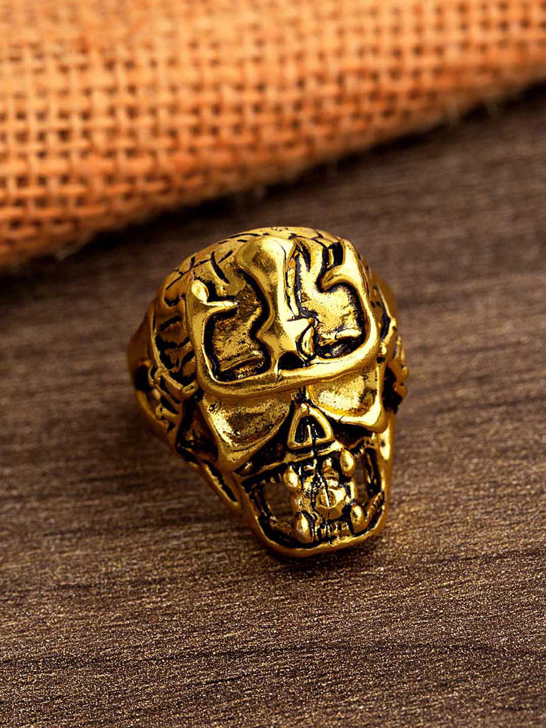 Dare by Voylla Men Gold-Plated Skull Shaoed Finger Ring