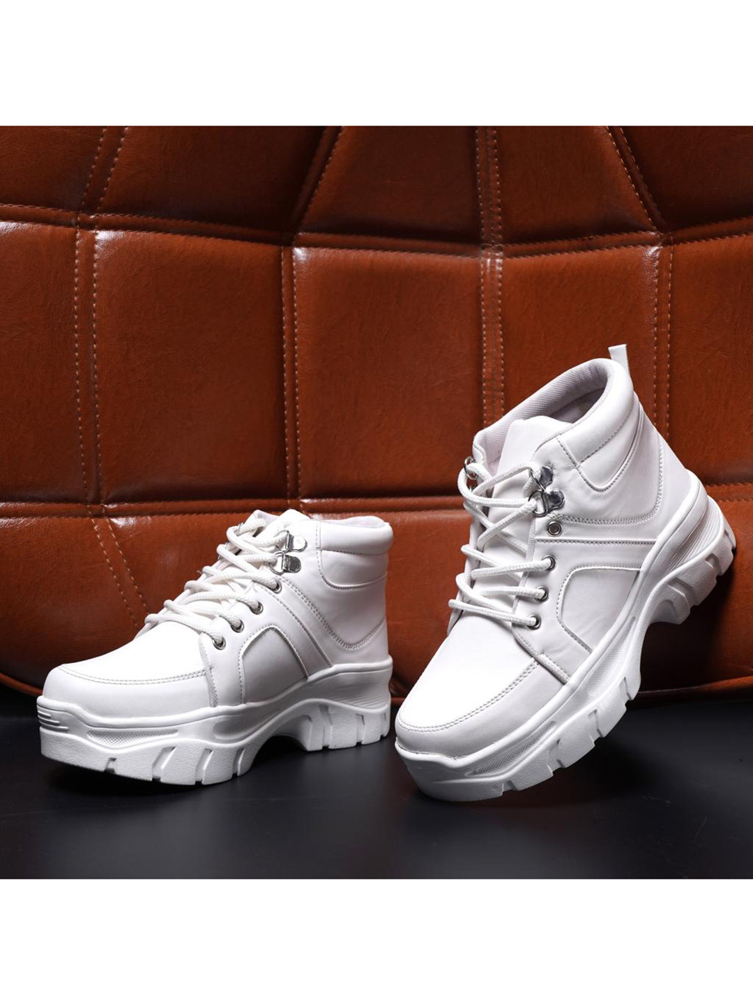 VENDOZ Women White Solid Boots