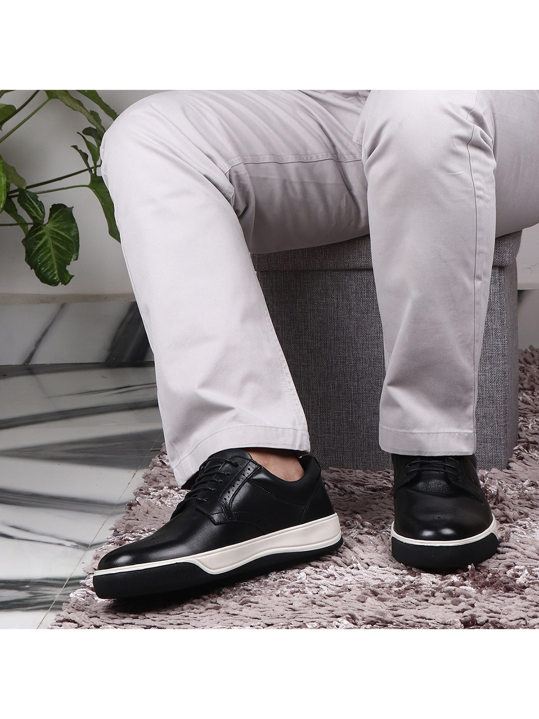 TOP BRASS Men Black Solid Leather Formal Derby Shoes