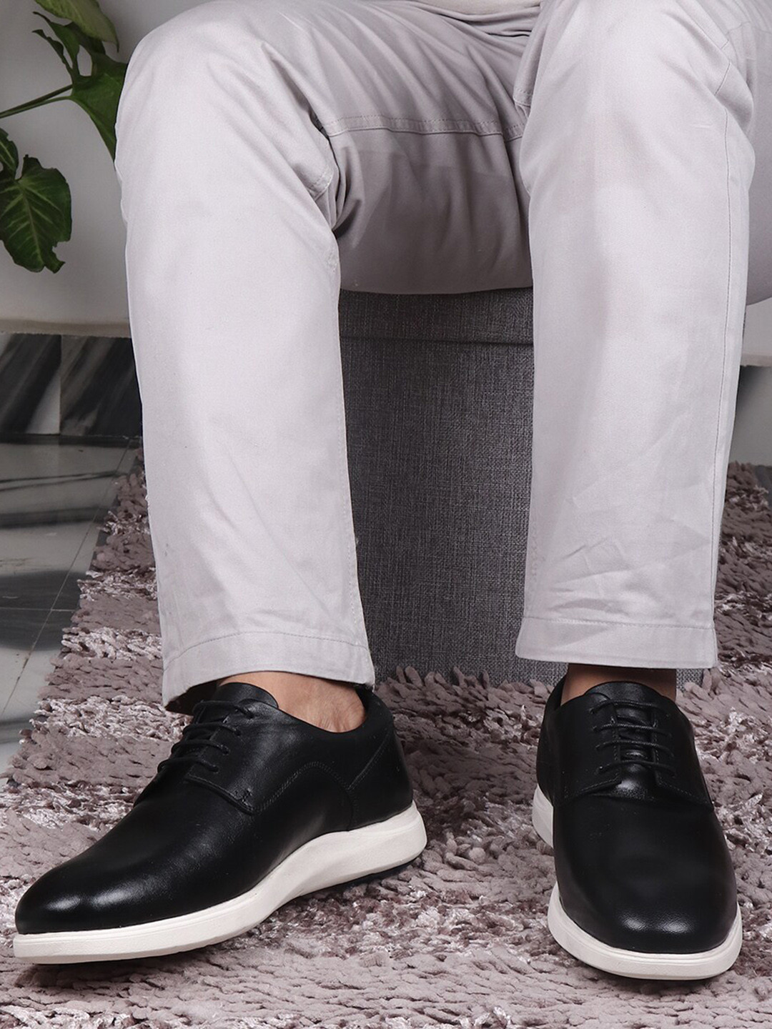 TOP BRASS Men Black Solid Leather Formal Derby Shoes