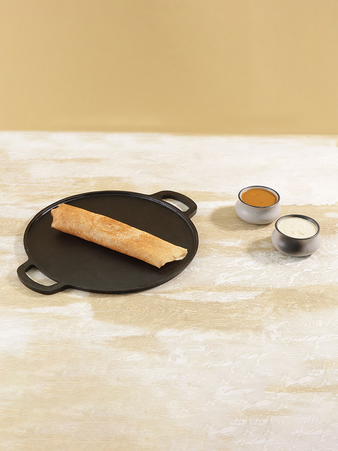 Wonderchef Forza Black Pre-seasoned Cast Iron Dosa Tava With Handle