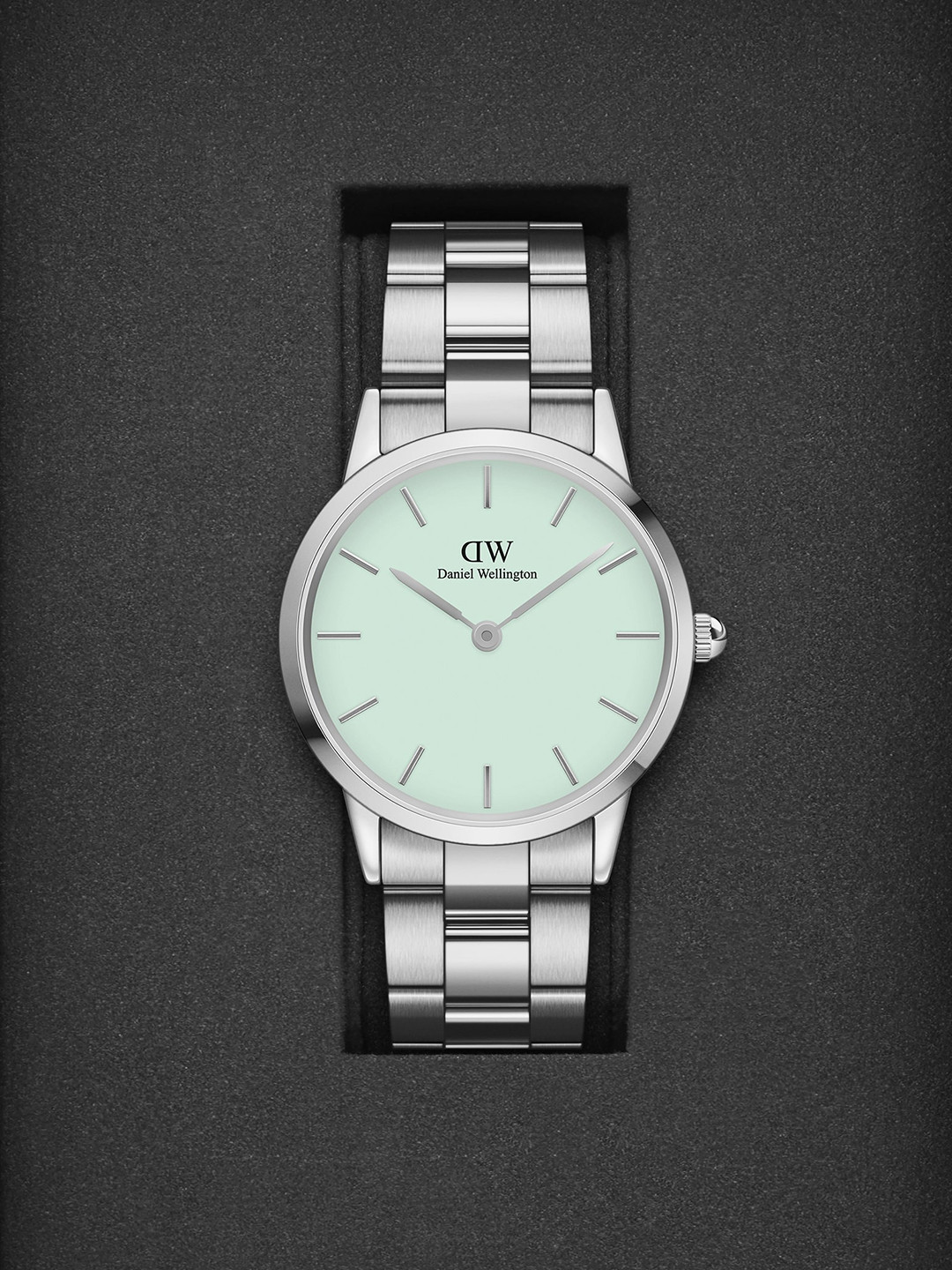 Daniel Wellington Unisex Iconic Link 36mm Green Dial Round Analogue Watch- DW00100539