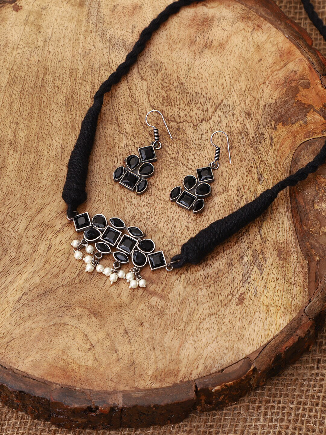 VENI Oxidized Silver-Plated Black Stone-Studded Jewellery Set