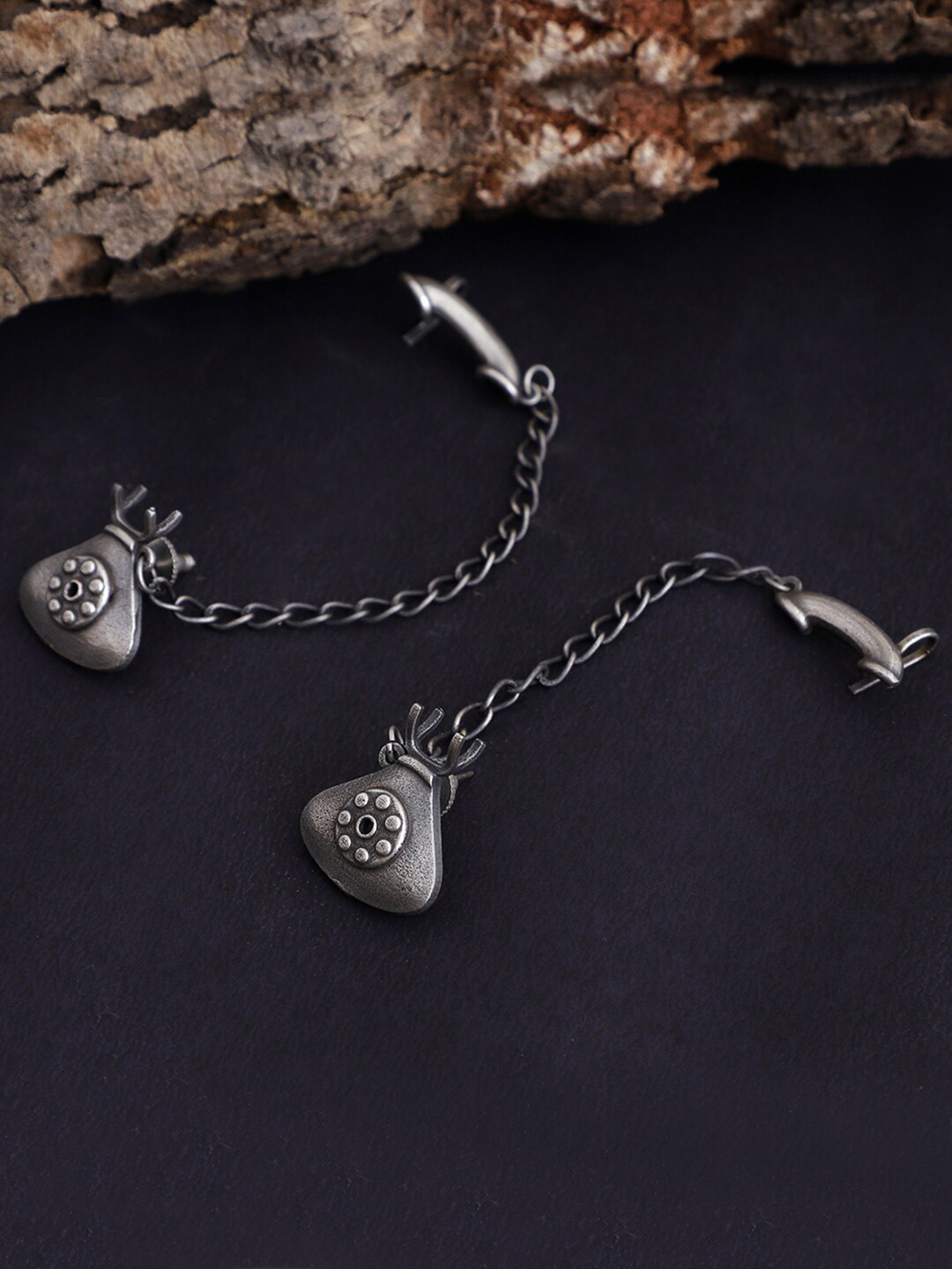 VENI Silver-Toned Ear cuff Stud Earrings