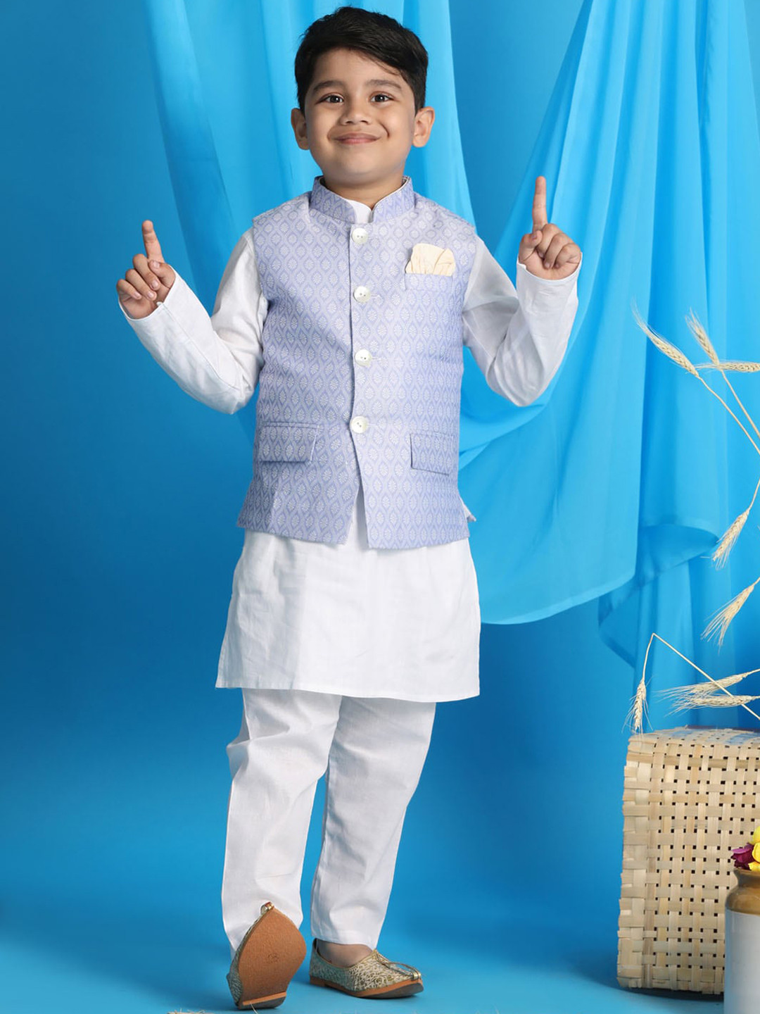 VASTRAMAY Boys White Kurta with Trousers