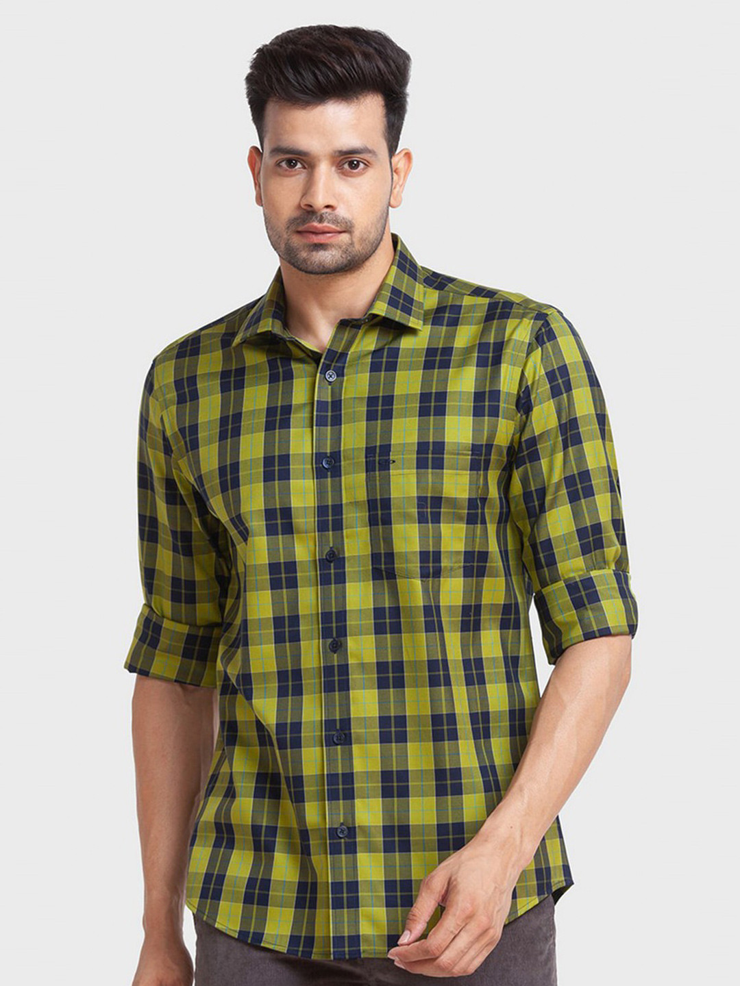 ColorPlus Men Green Tailored Fit Tartan Checks Casual Shirt