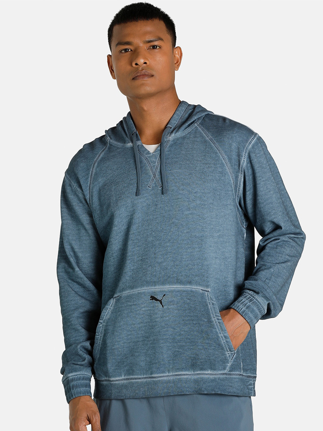 Puma Men Blue Pure Cotton Studio Wash Training Sweatshirt