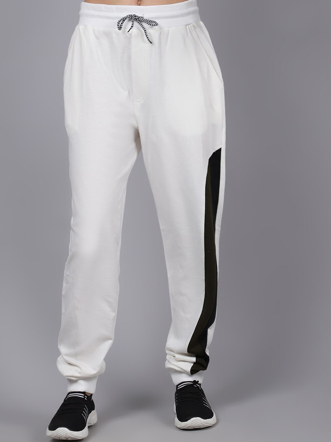 DOOR74 Women Off White & Black Colorblocked Relaxed Fit Joggers