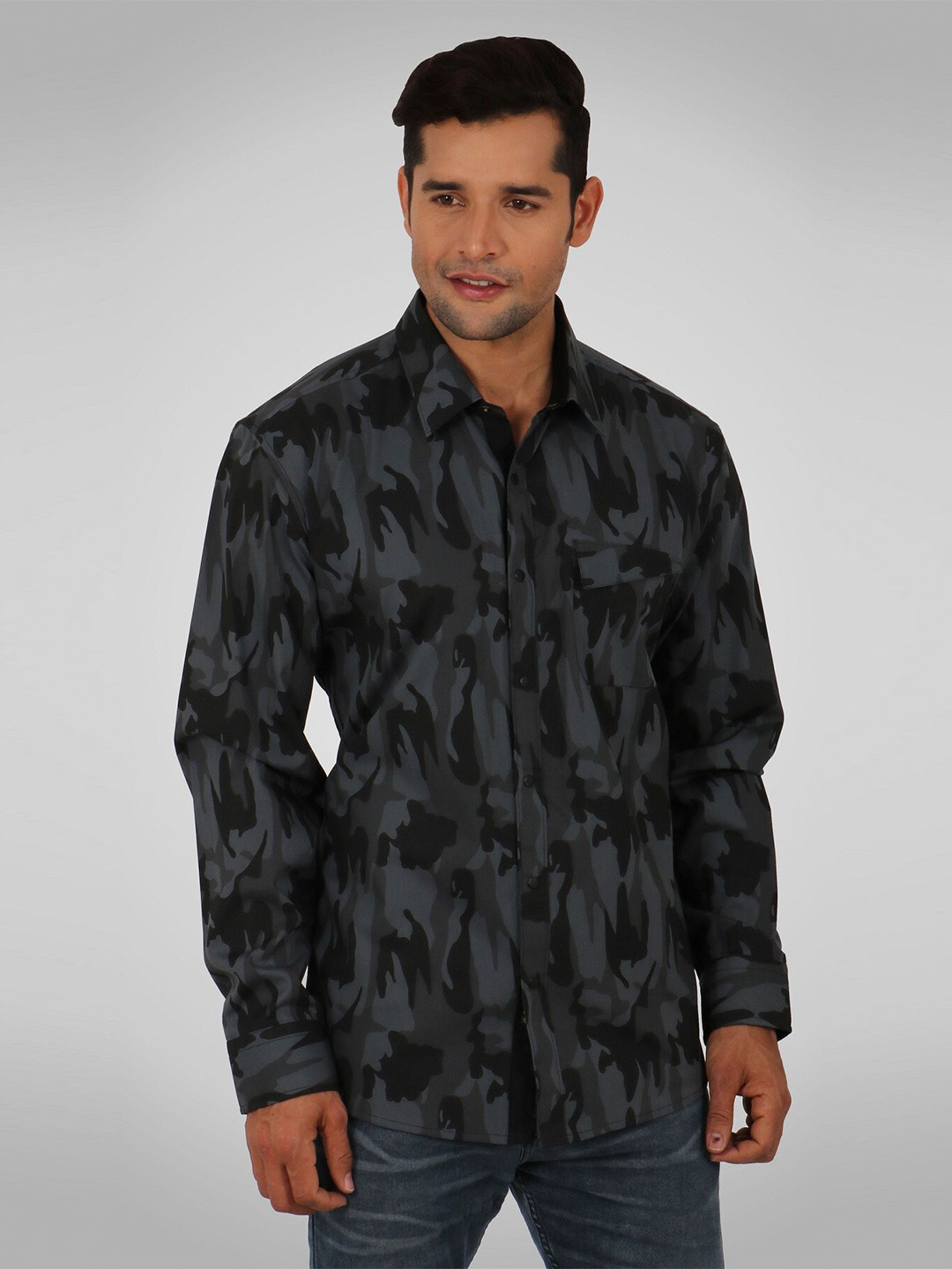 SHIRT THEORY Men Black Military Camouflage Comfort Printed Casual Shirt