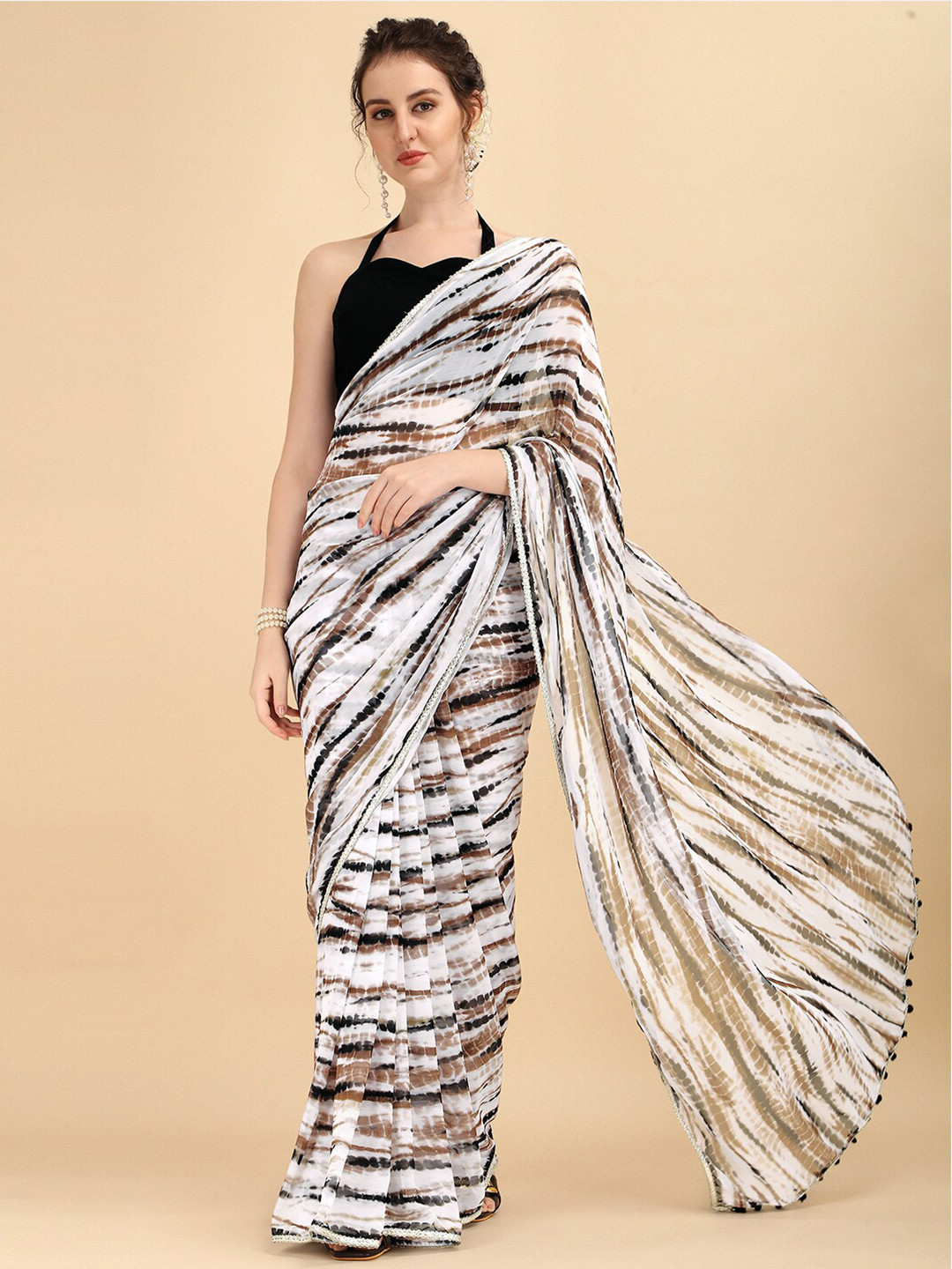 Sangria White & Black Striped  Tie and Dye Saree With Blouse Piece