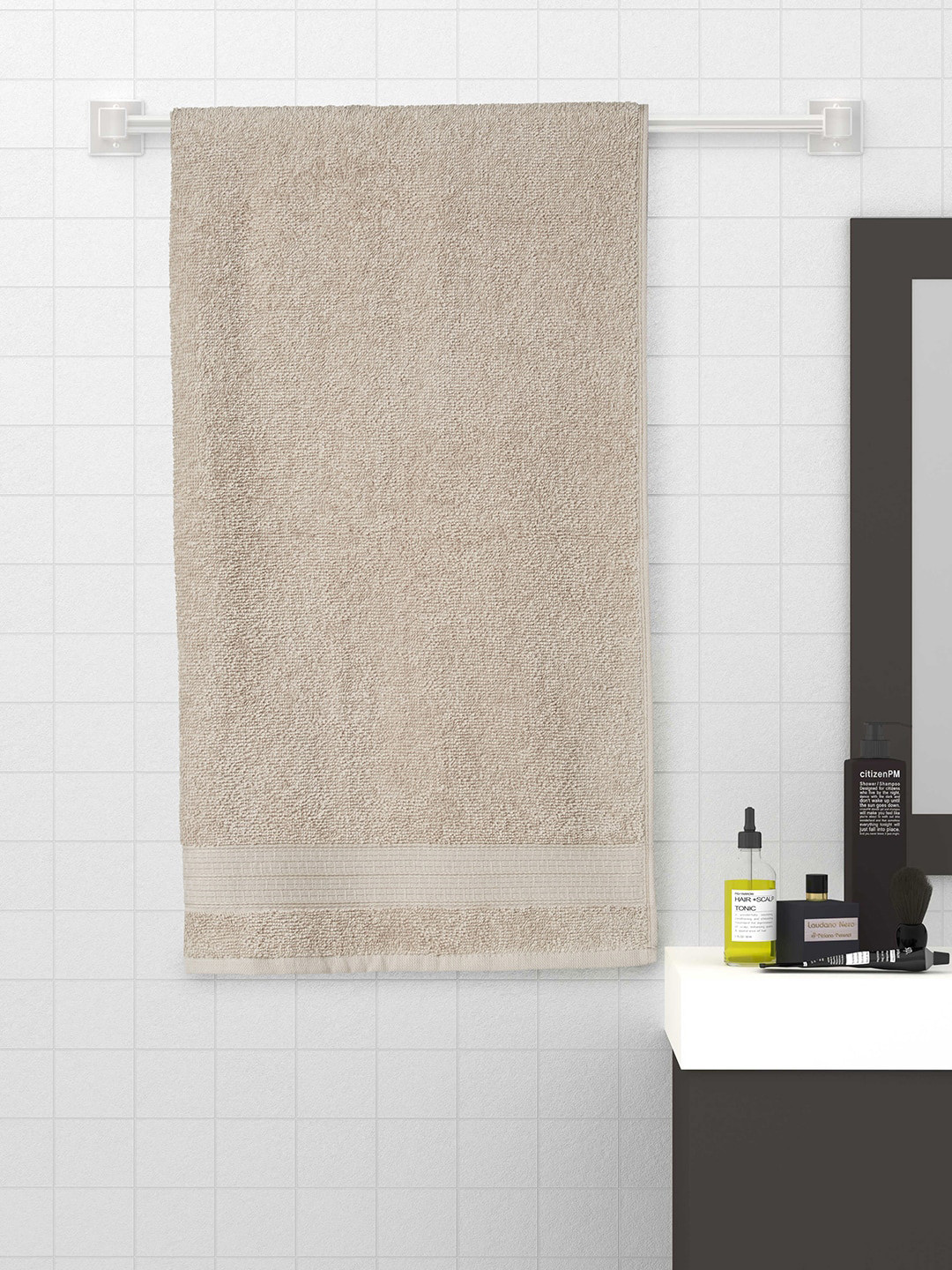 SPACES Off White Solid Pure Cotton 400 GSM Bath Towels