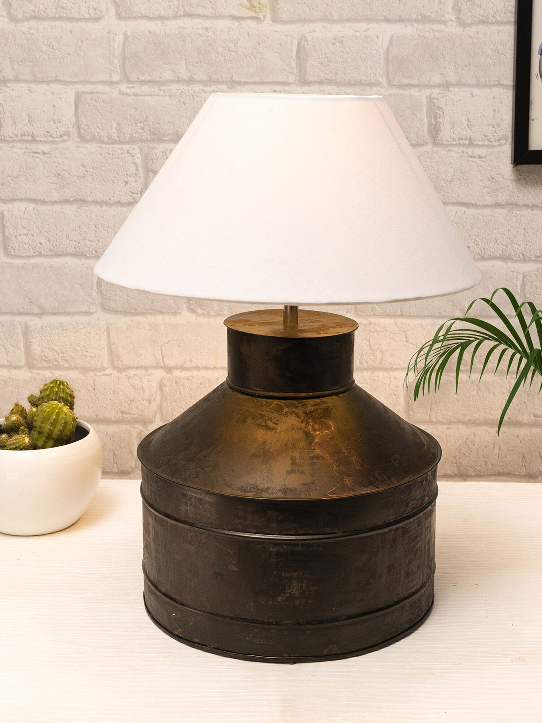 Homesake Grey & White Textured Table Lamps With Shade