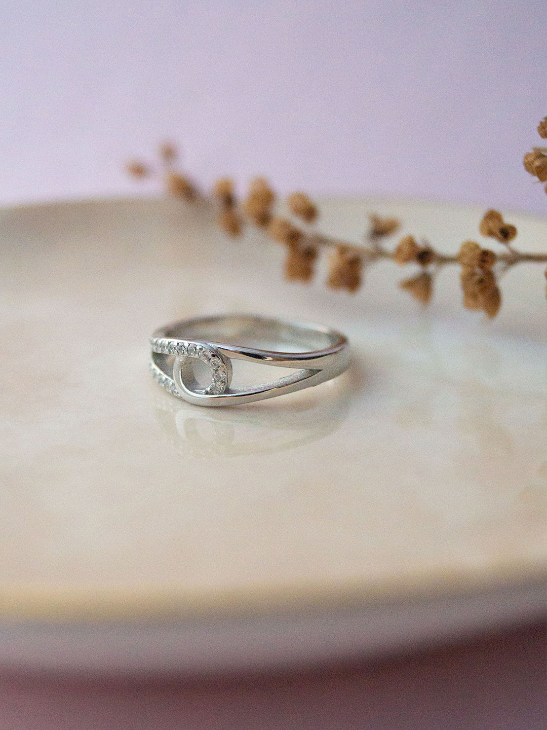 MANNASH Rhodium-Plated White CZ Studded Linked With A Loop Finger Ring