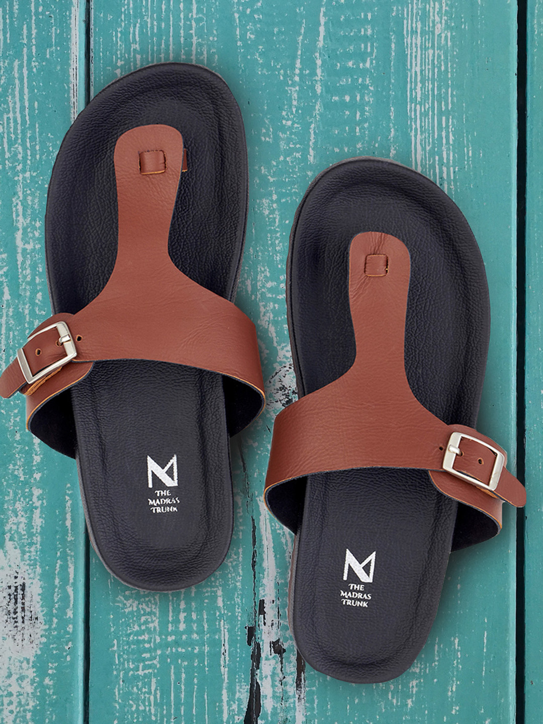 THE MADRAS TRUNK Men Black T-Strap Flats with Buckles