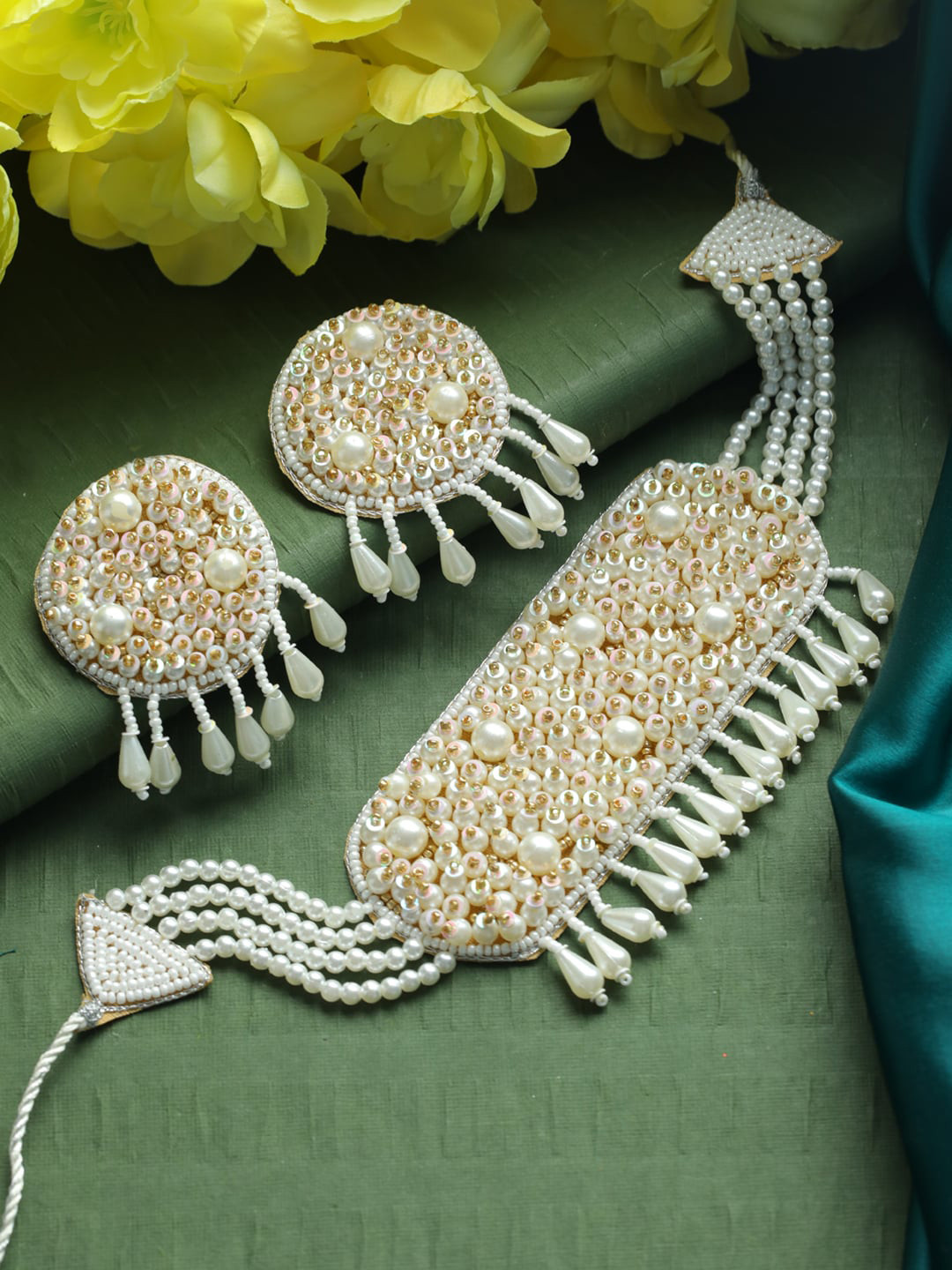 Jazz and Sizzle Silver-Plated White Pearl Beaded Choker Jewellery Set