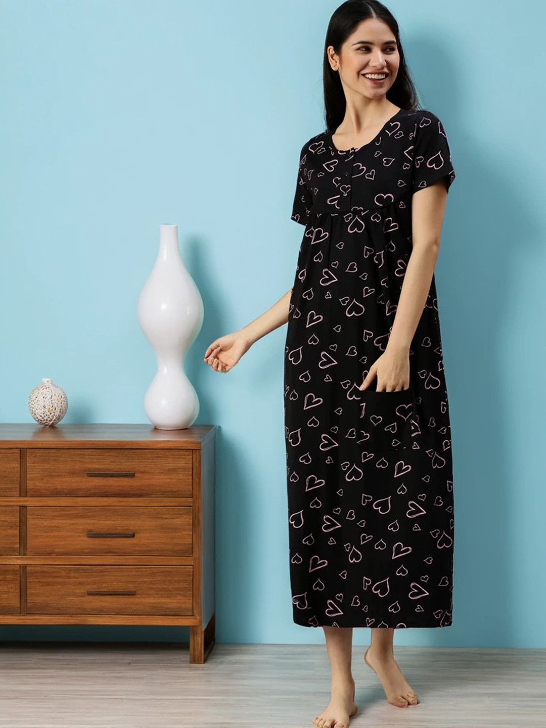Kryptic Black Printed Pure Cotton Nightdress