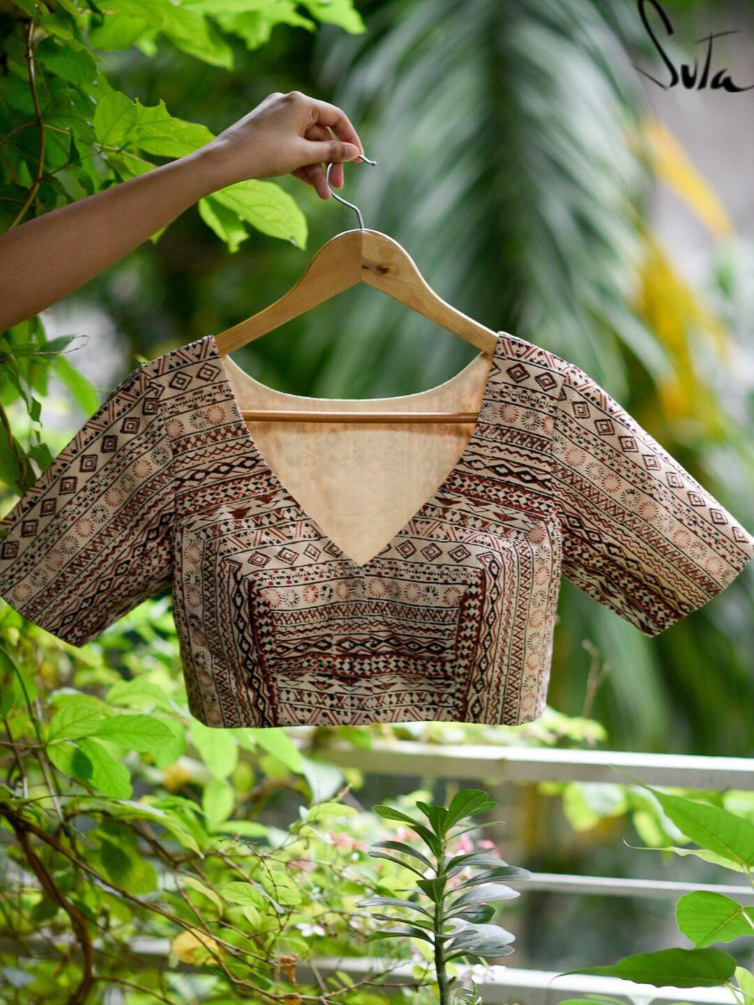 Suta Beige Handblock Print Cotton Saree Blouse