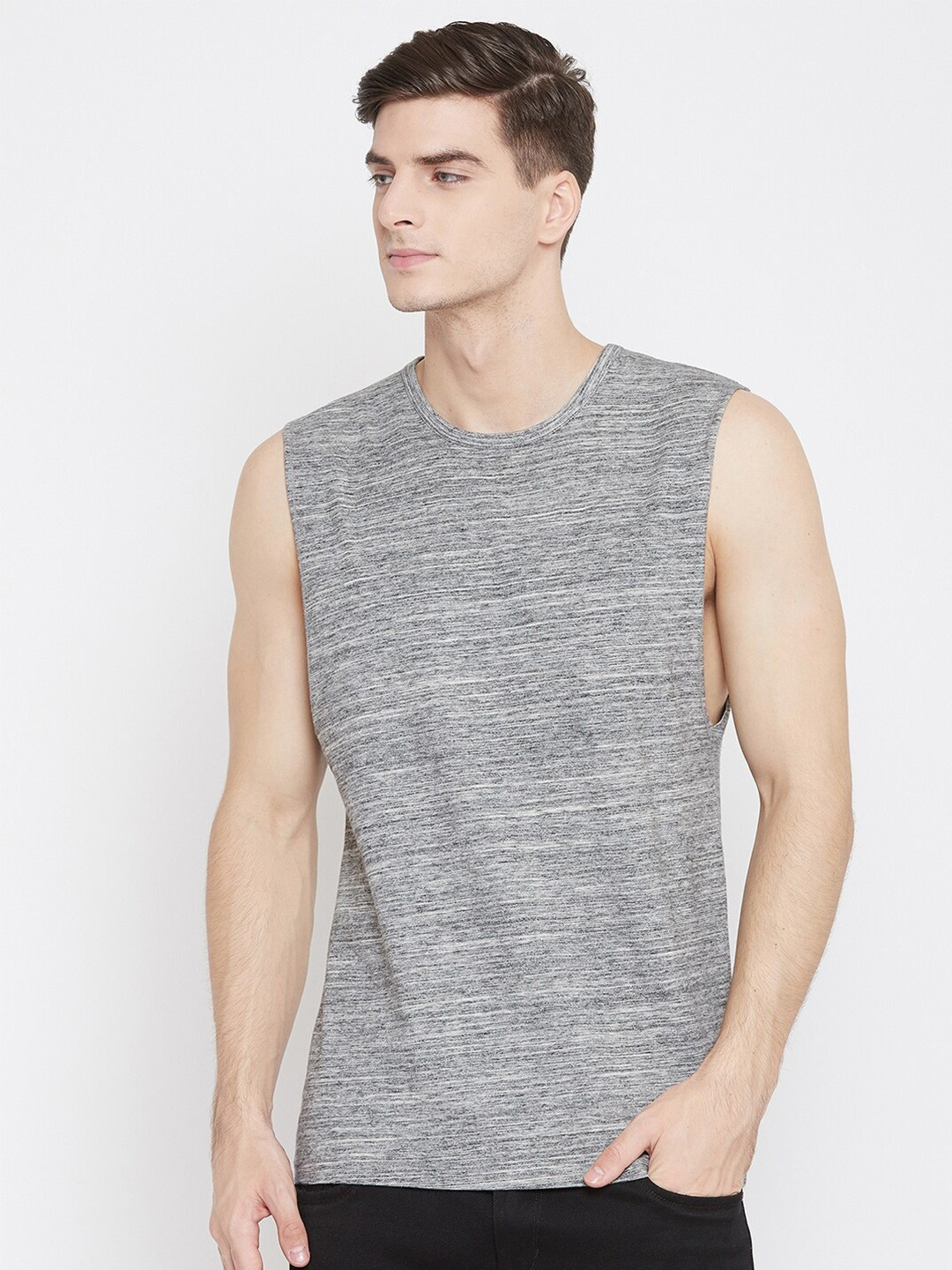 Hypernation Men Men Charcoal Round Neck Raw Edge Loose T-shirt